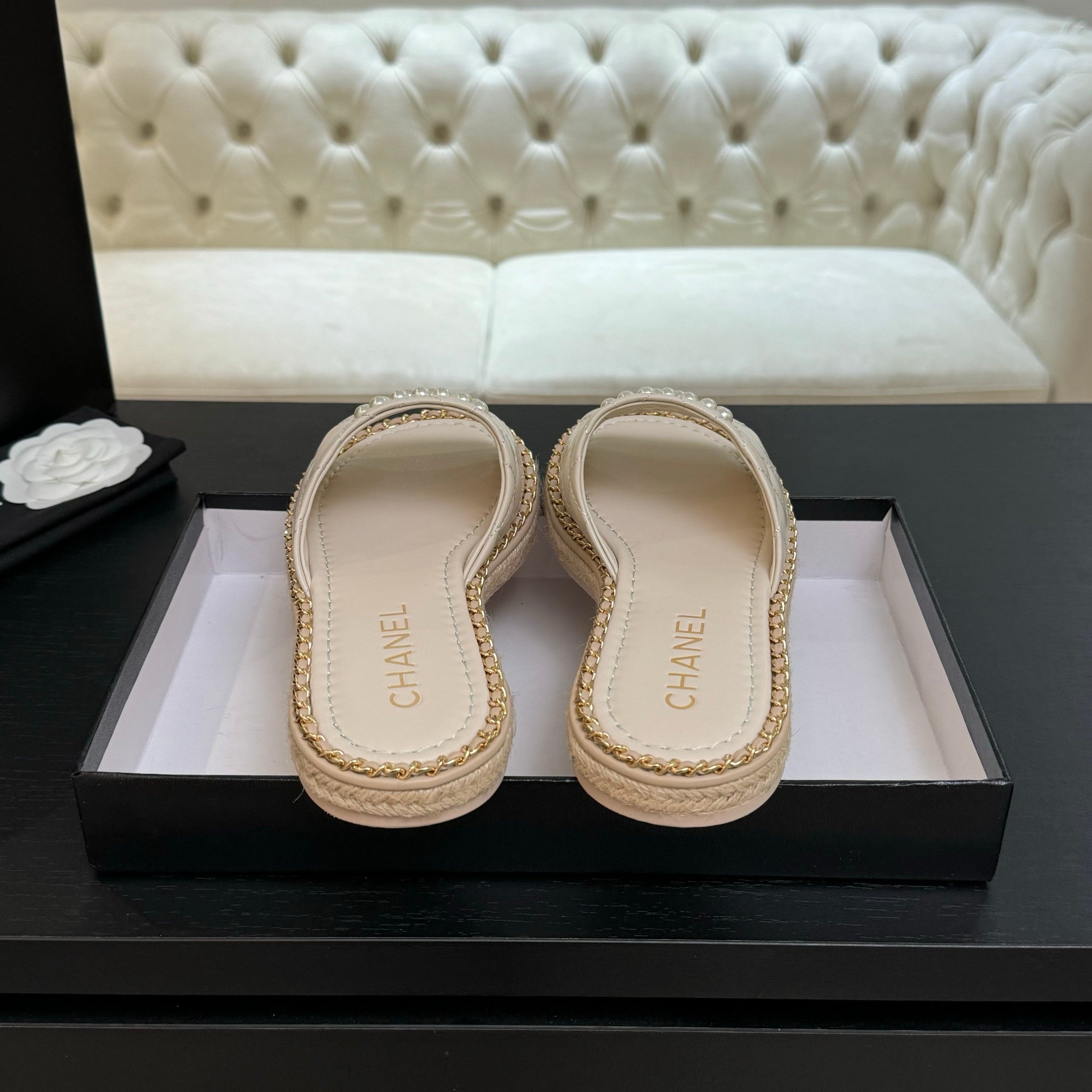 SE1672 Chanel Mules / Size5-11