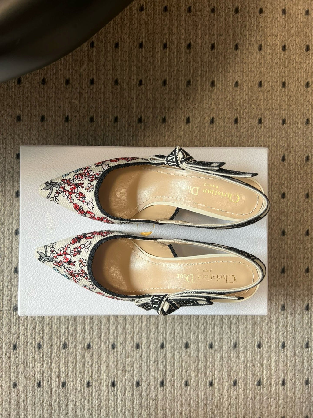 SE1673 J'Adior Slingback Flat/Pumps / Size5-11