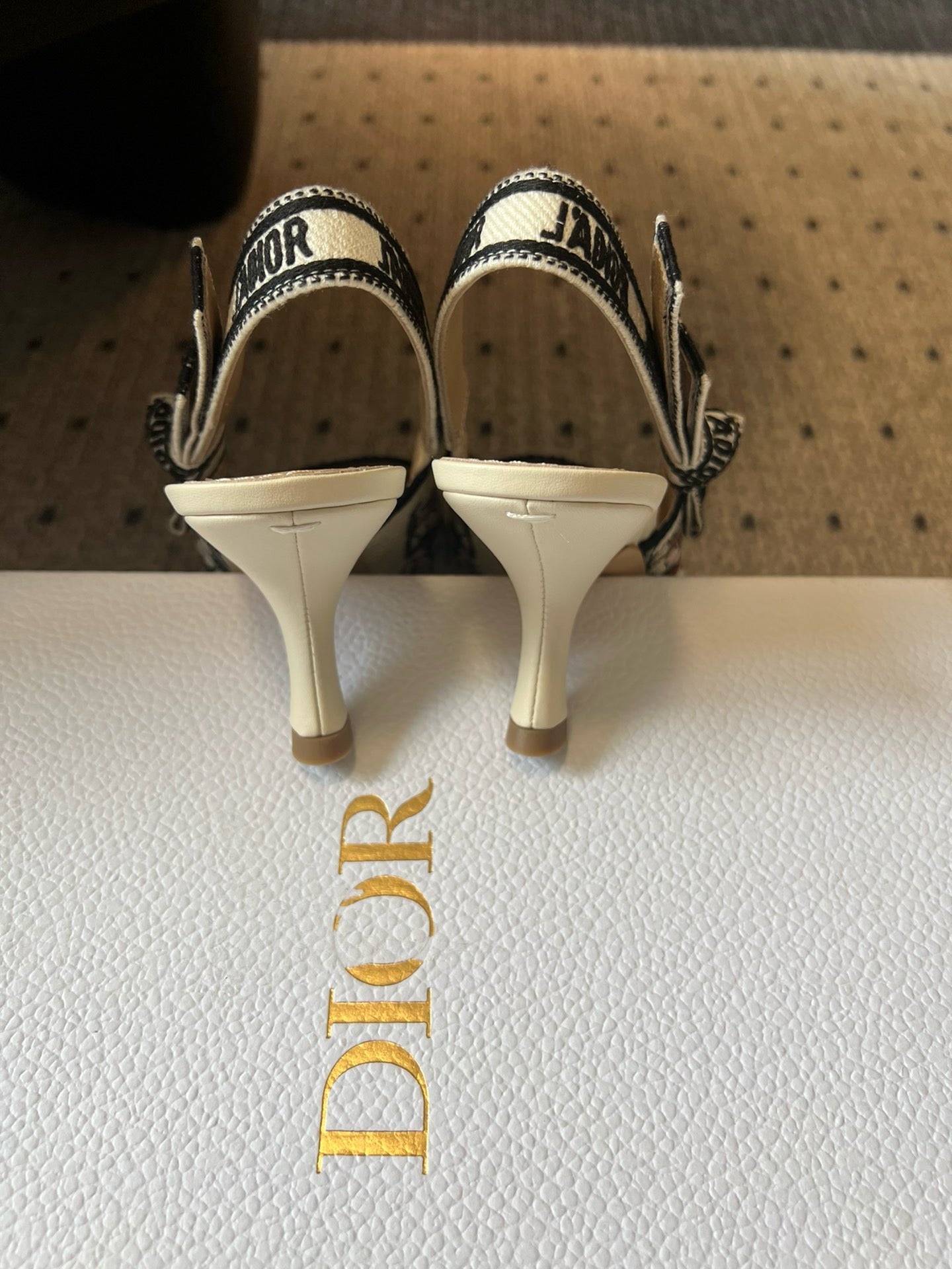 SE1673 J'Adior Slingback Flat/Pumps / Size5-11