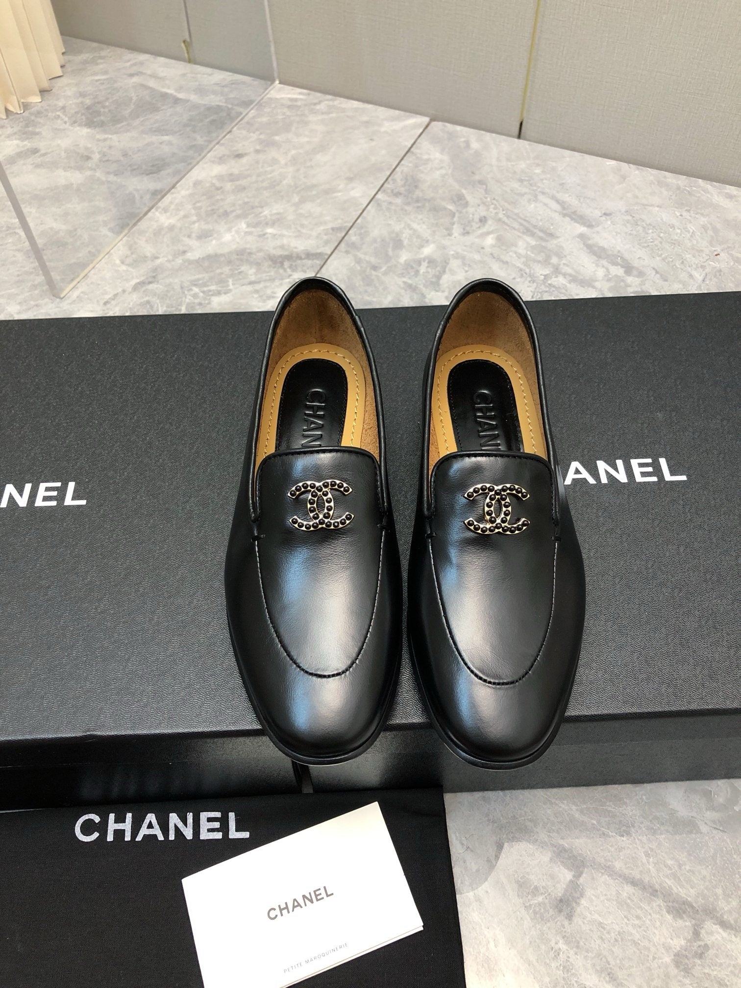 SE1542 CC Moccasins / Size5-10