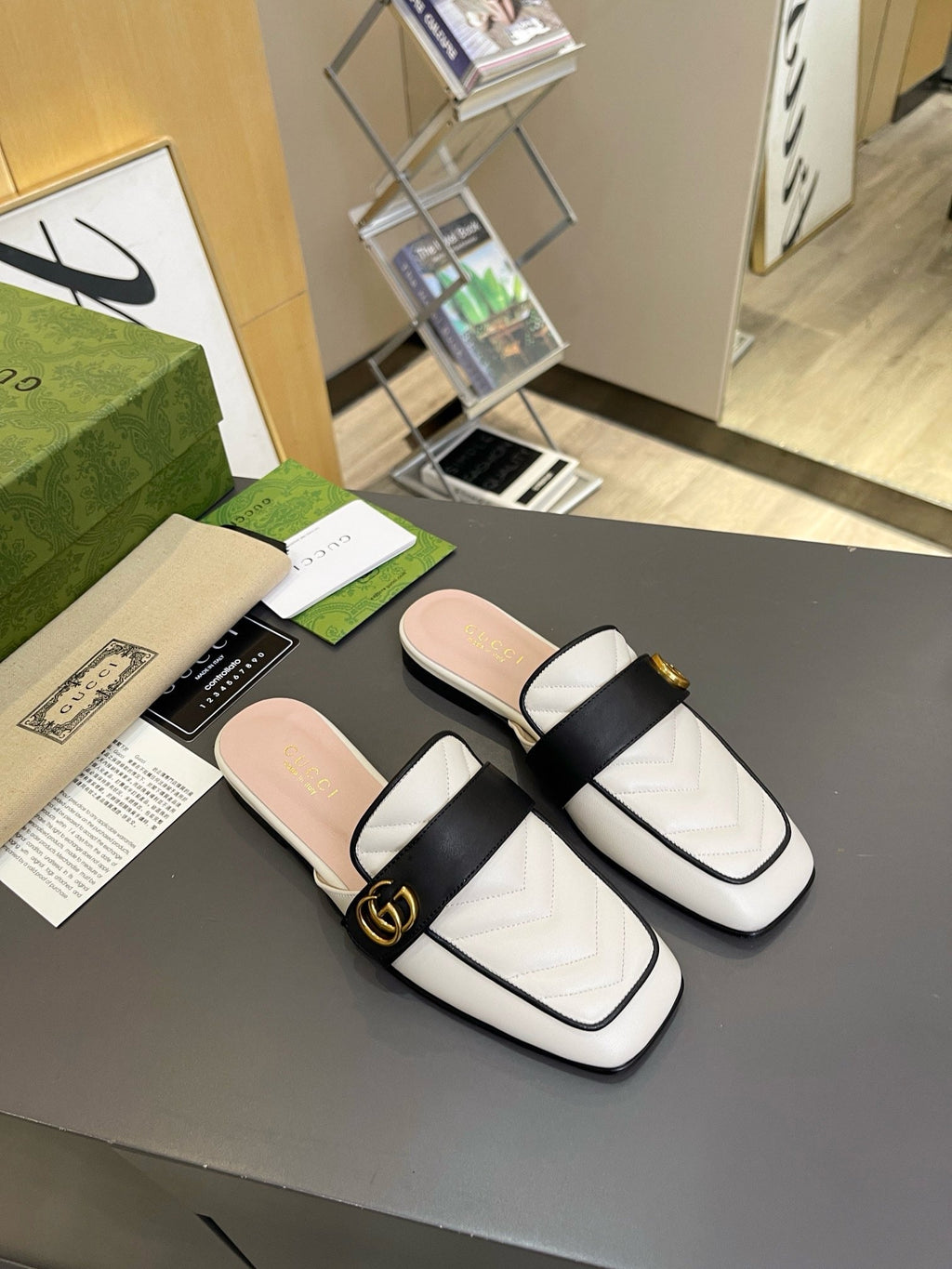 SE1679 Gucci Women's Princetown Slipper / Size5-11