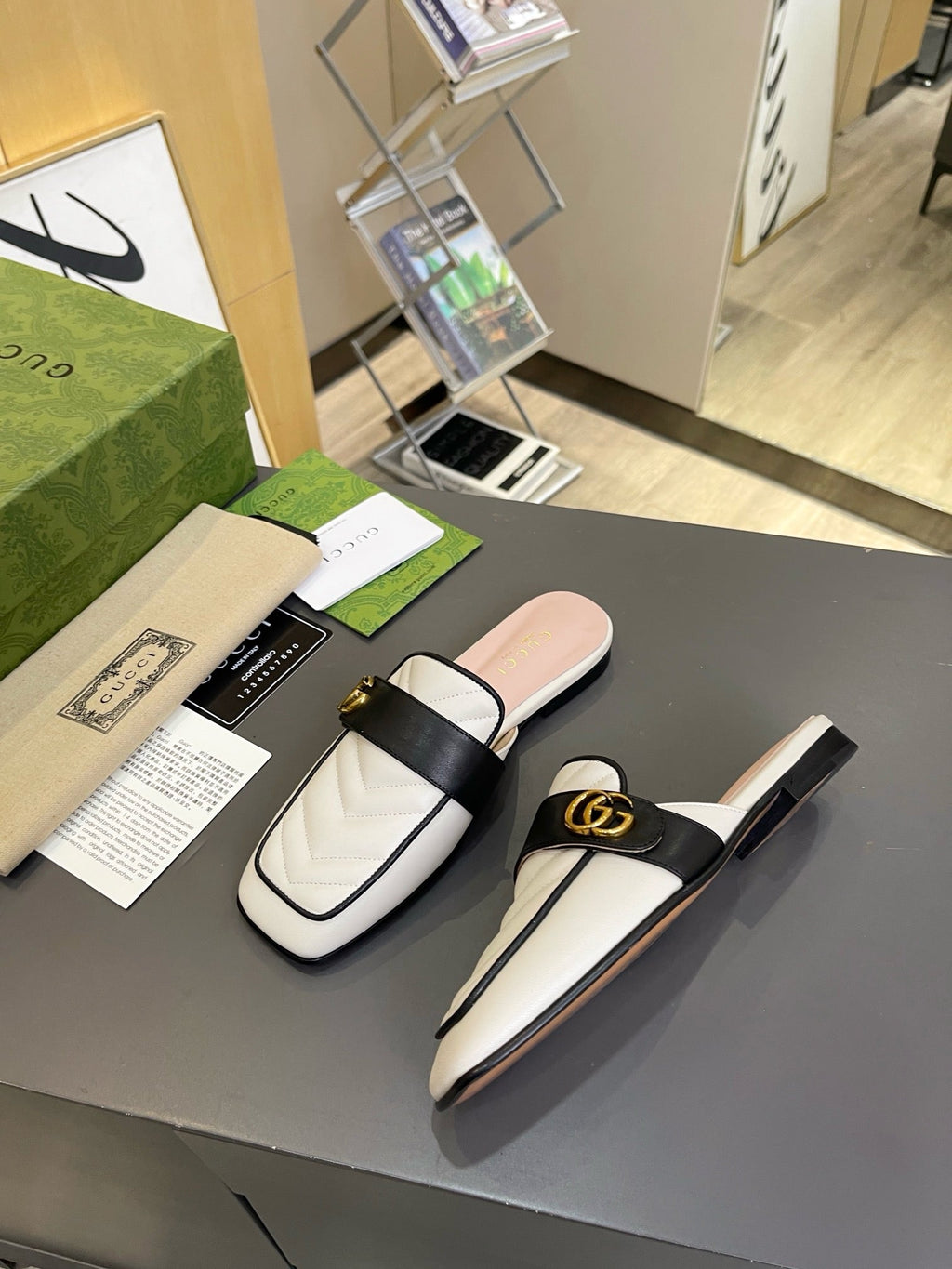 SE1678 Gucci Women's Princetown Slipper / Size5-11