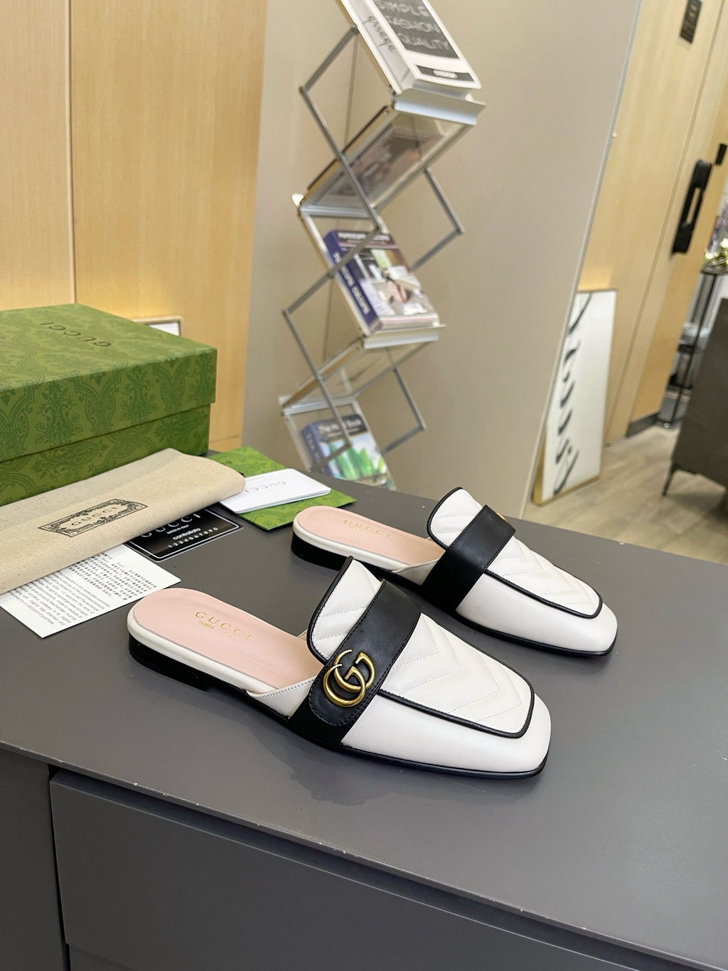 SE1678 Gucci Women's Princetown Slipper / Size5-11