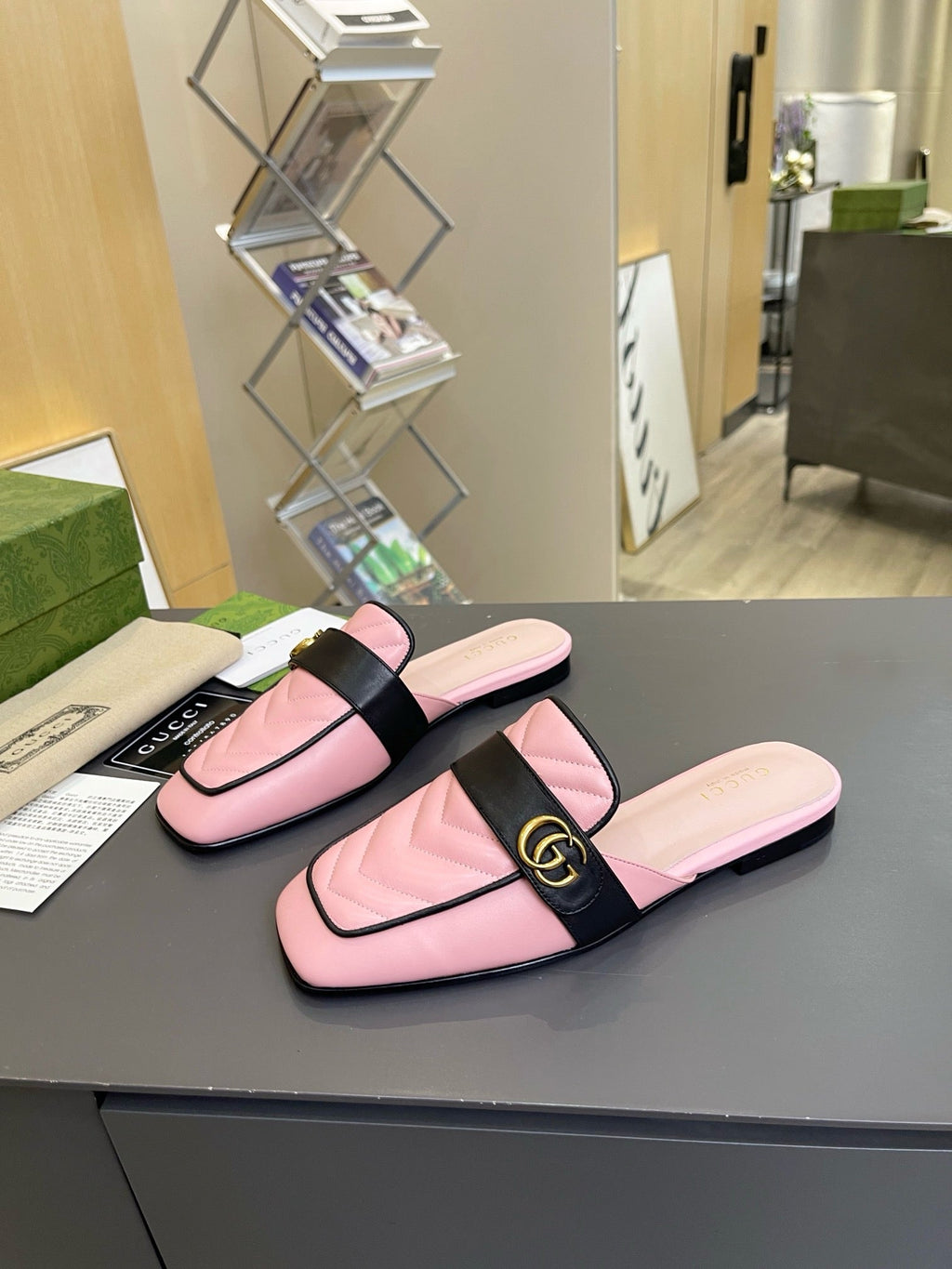 SE1679 Gucci Women's Princetown Slipper / Size5-11