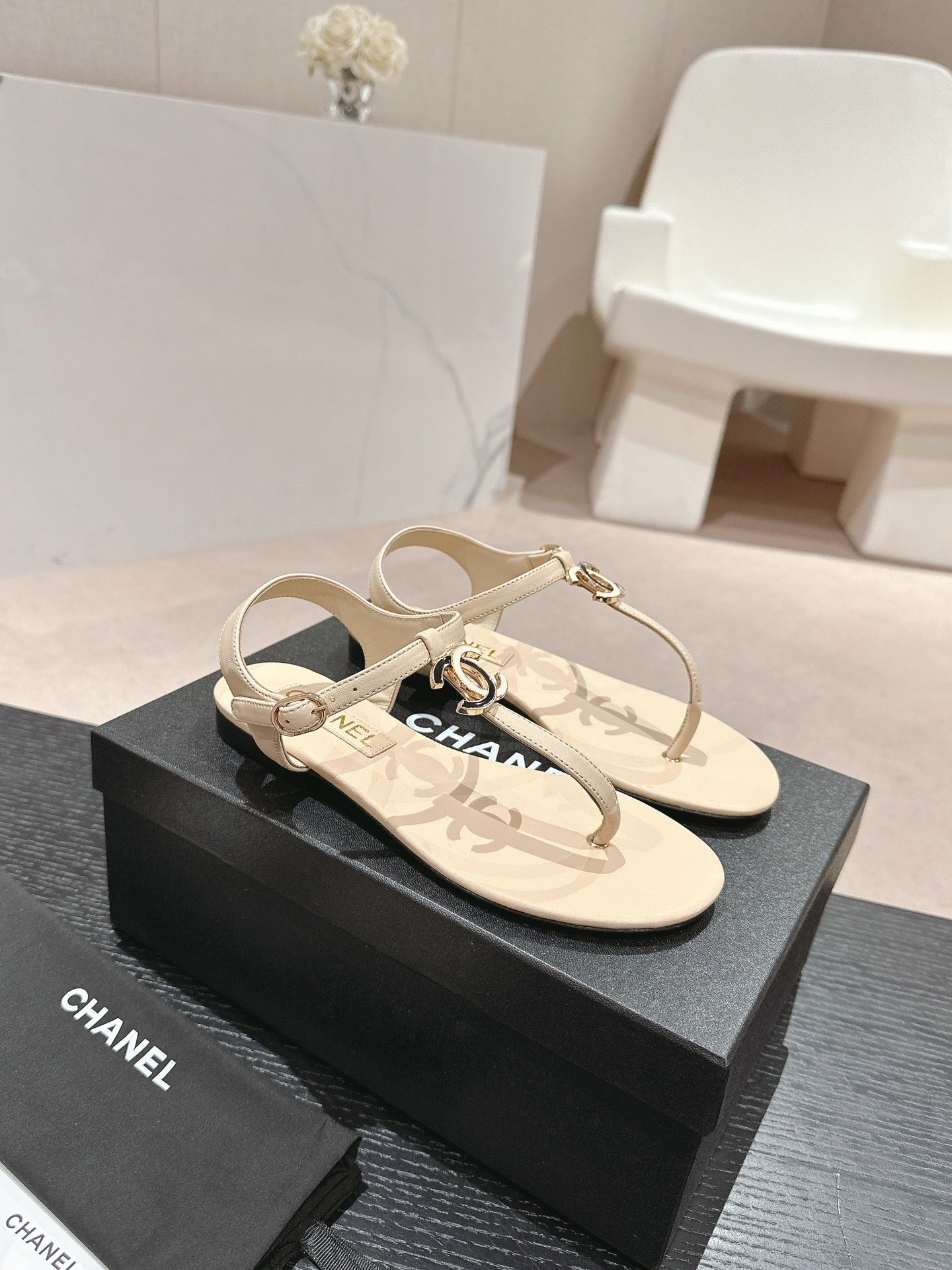 SE1344 CC Sandals / Size4-11