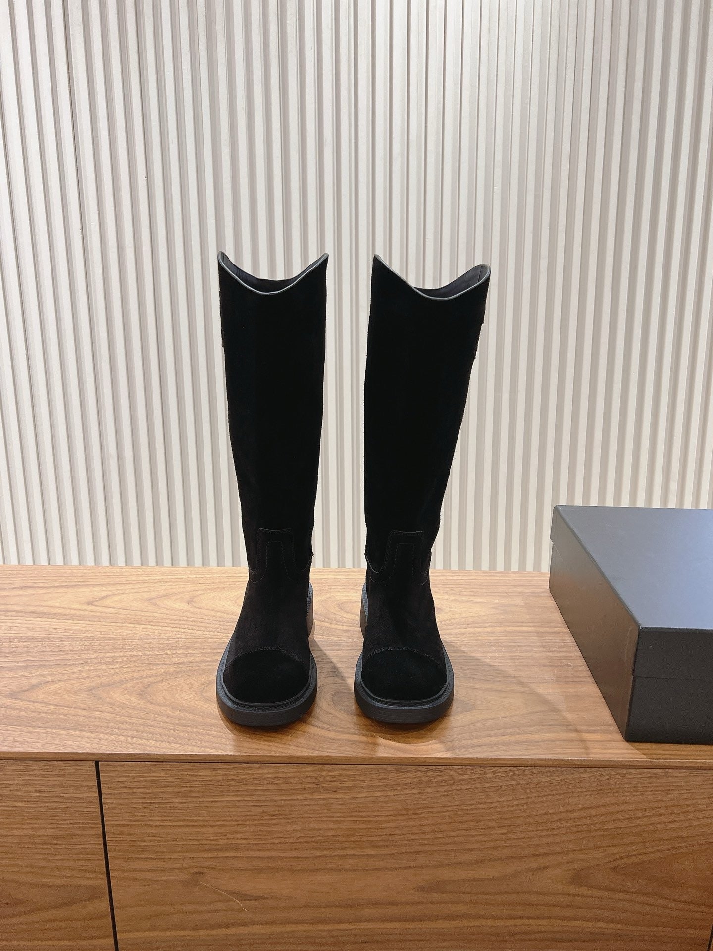 SE1481 CC High Boots / Size5-10