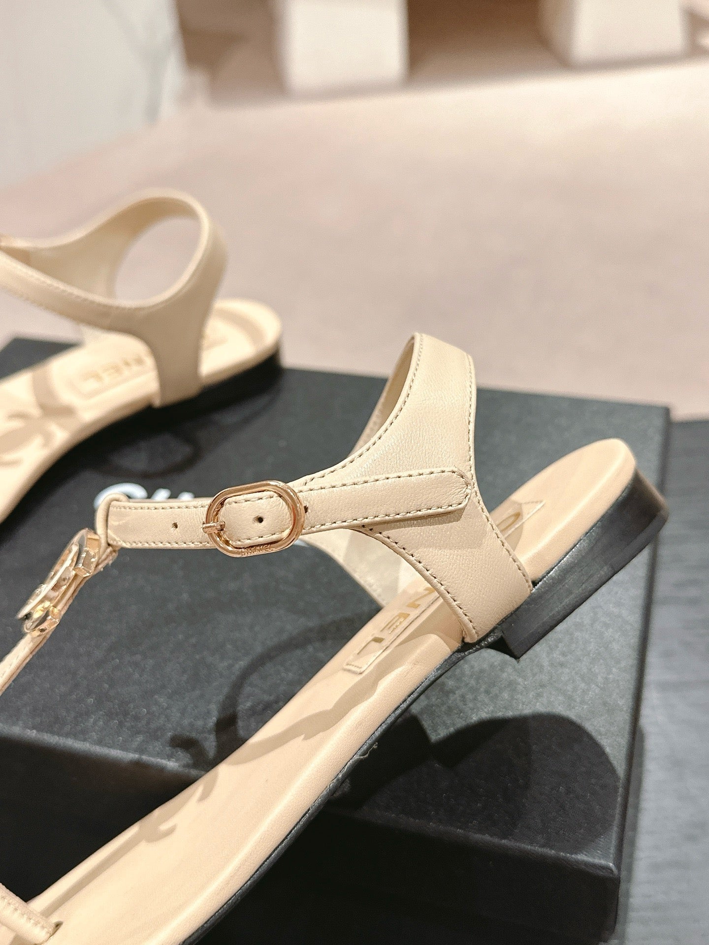 SE1344 CC Sandals / Size4-11