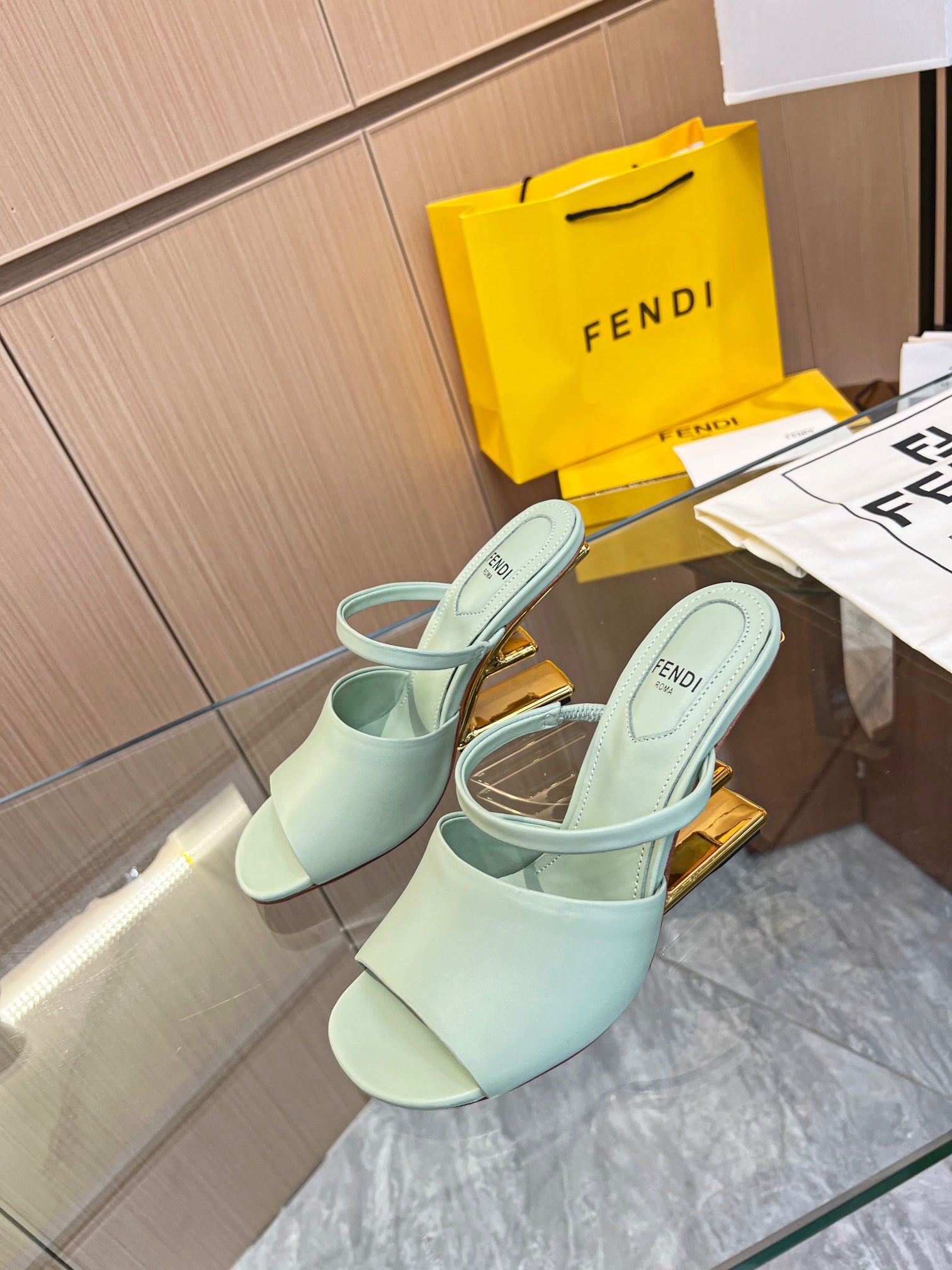 SE1150 FF First High-Heeled Sandals / Size5-11