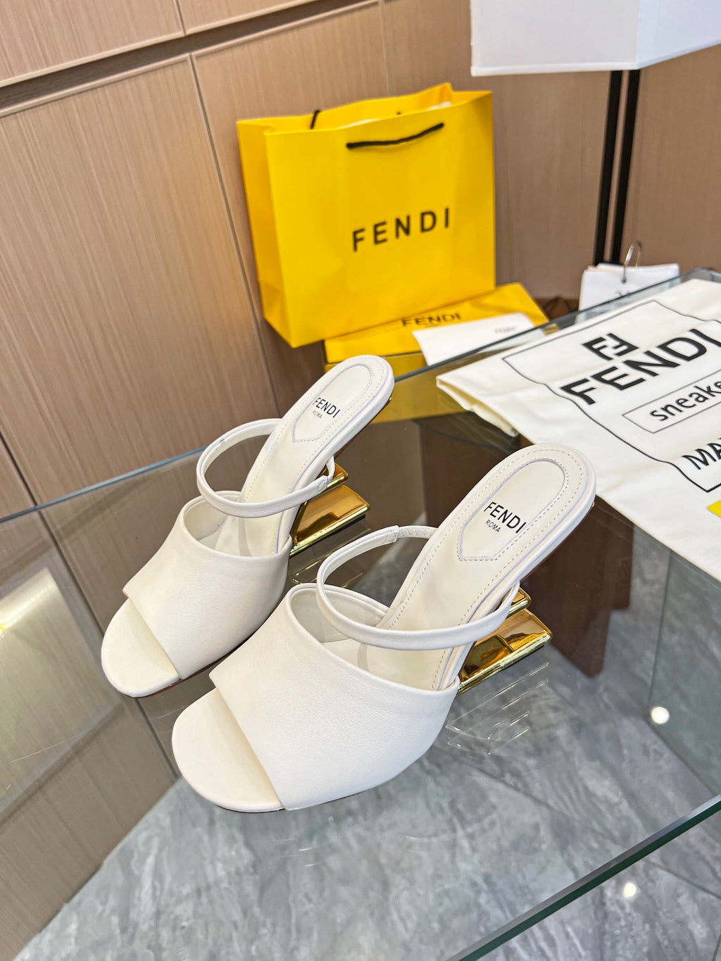 SE1151 FF First High-Heeled Sandals / Size5-11