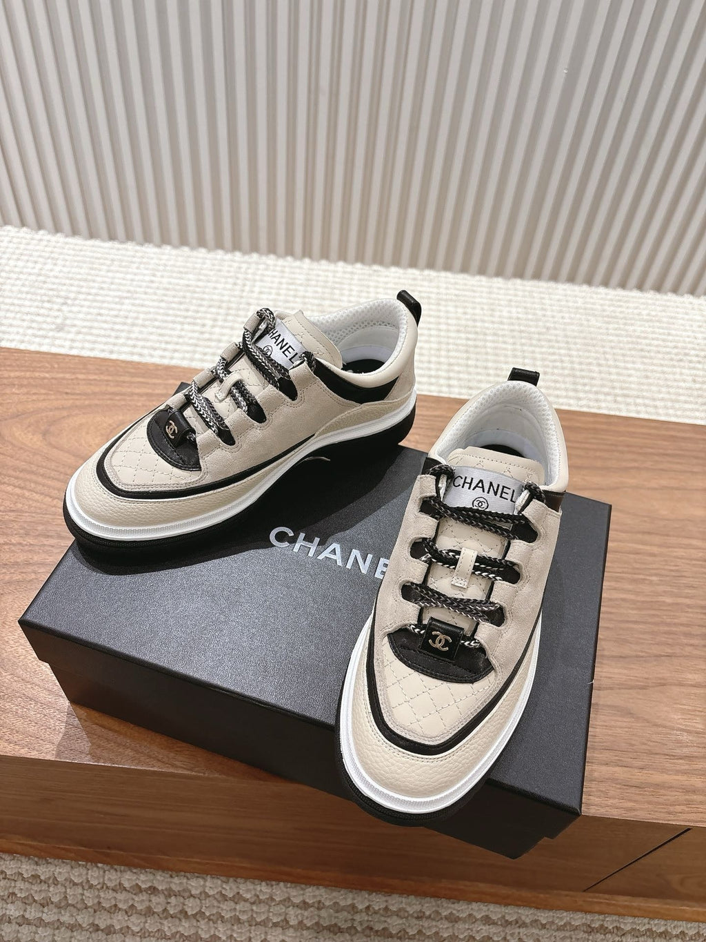 SE1545 Chanel Sneakers / Size5-11