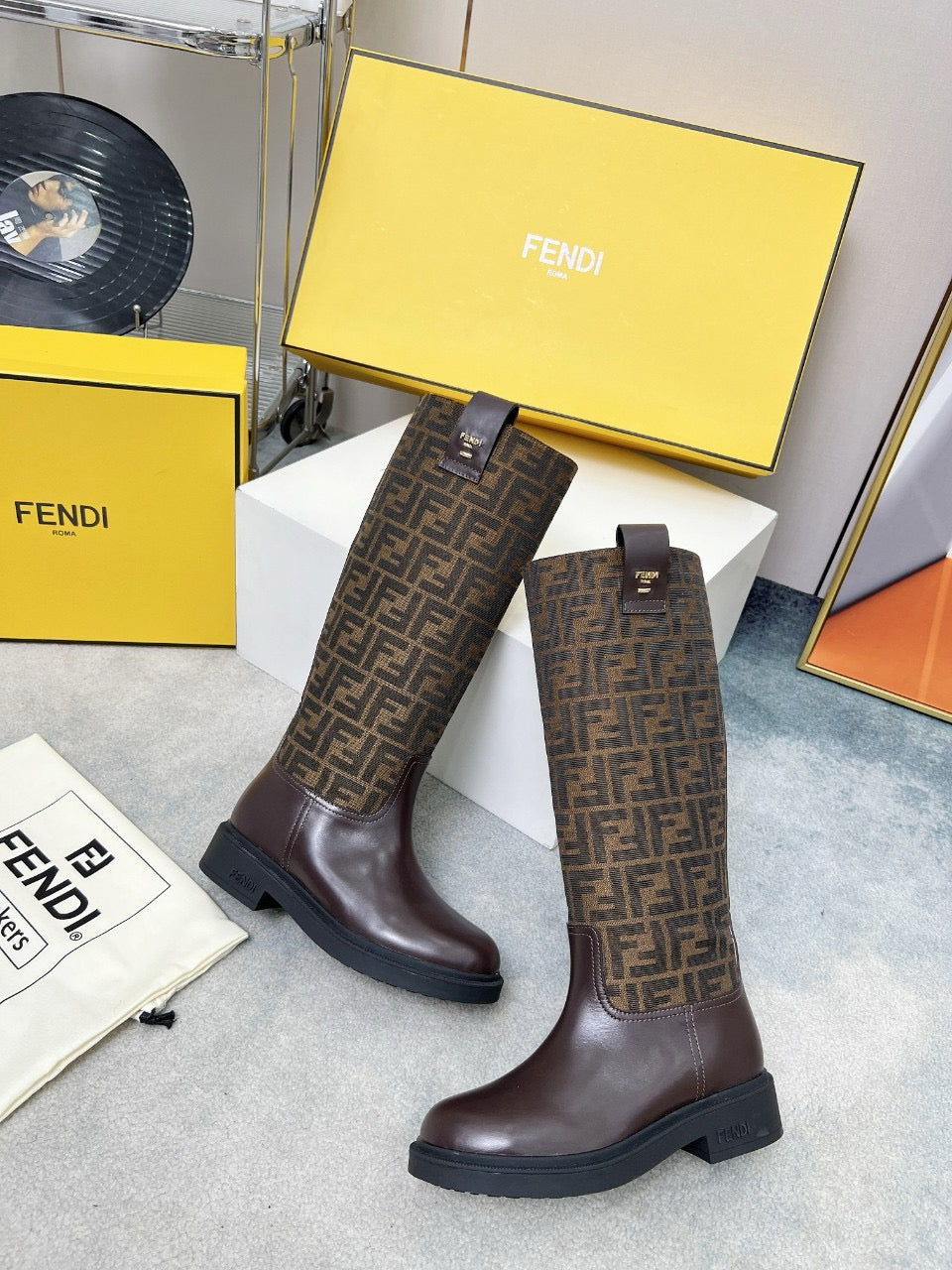 SE1497 Fendi Filo Boots / Size5-11