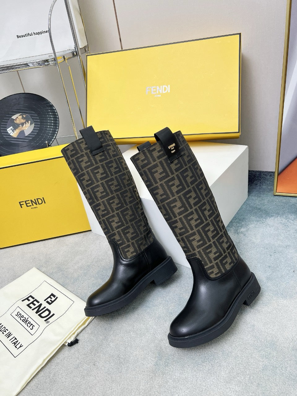 SE1497 Fendi Filo Boots / Size5-11