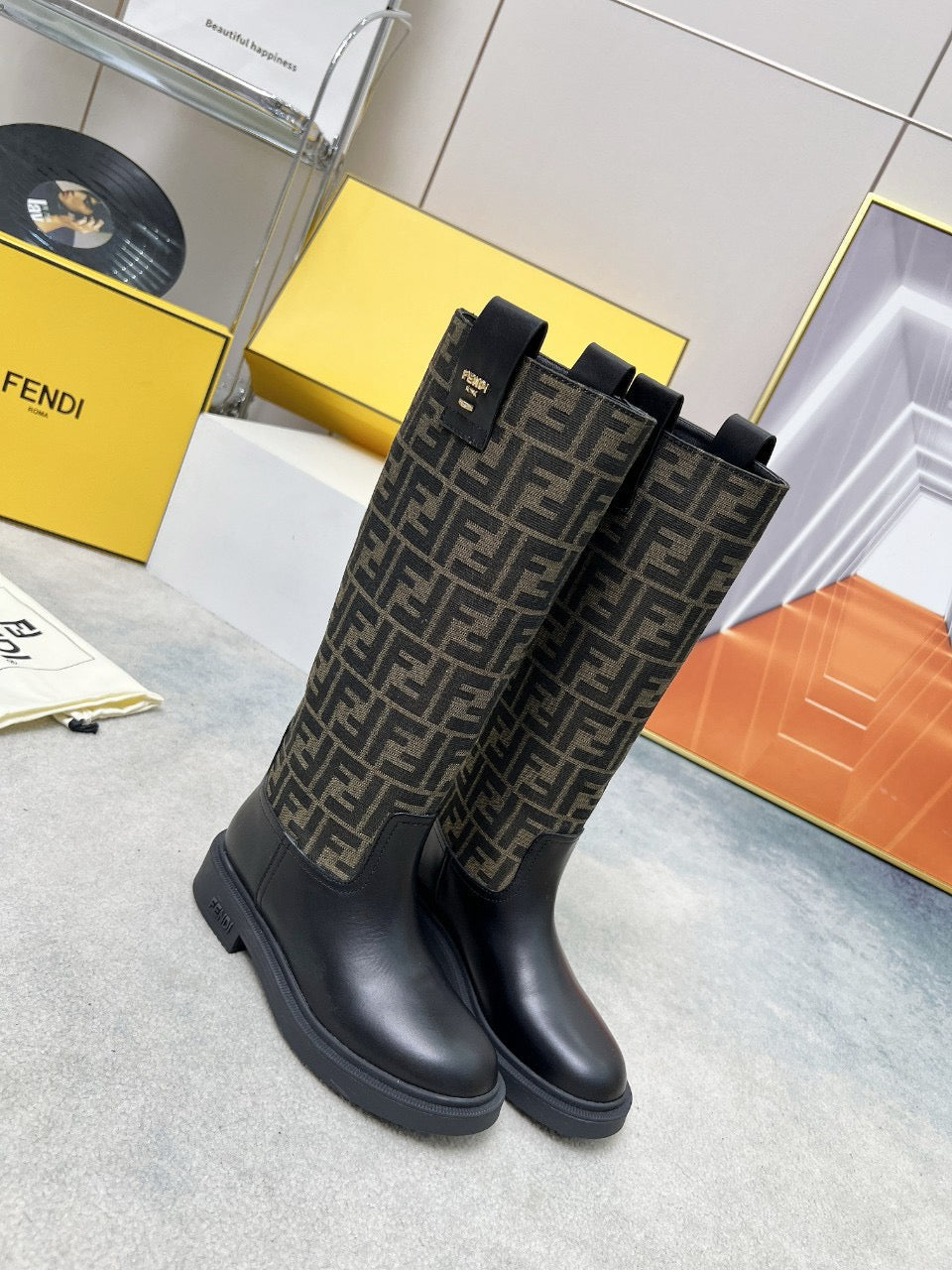 SE1497 Fendi Filo Boots / Size5-11