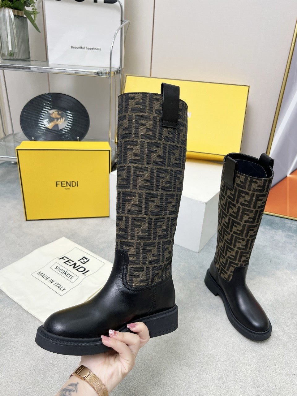 SE1497 Fendi Filo Boots / Size5-11