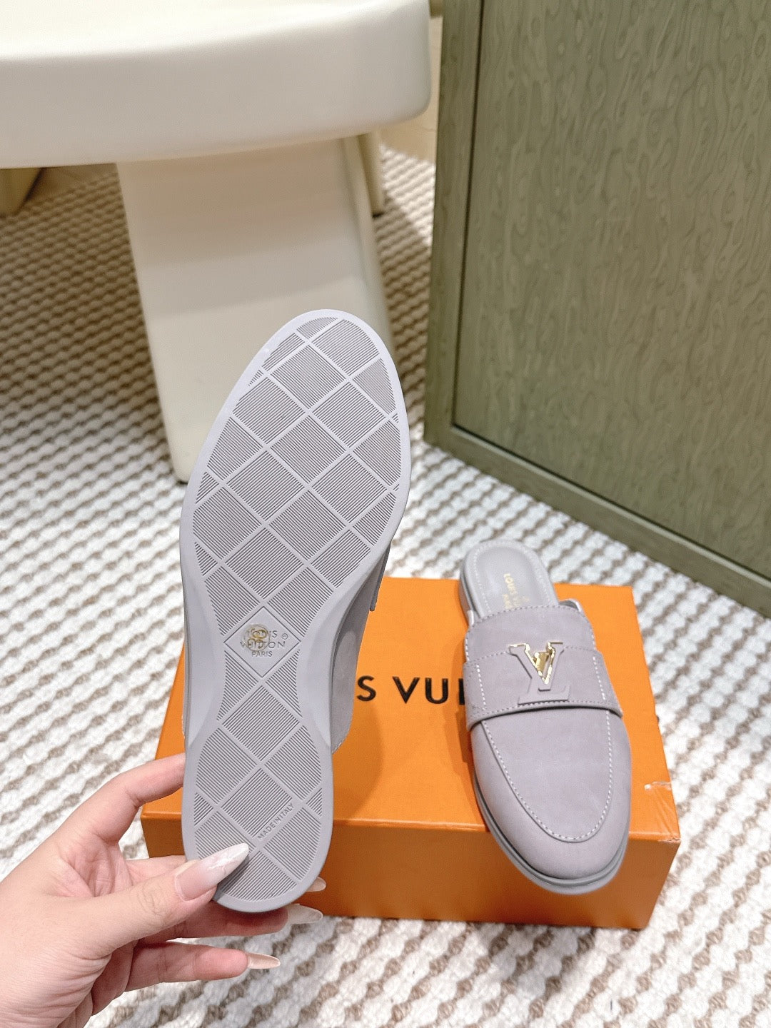 SE1736 LV Flat Mule / Size5-11
