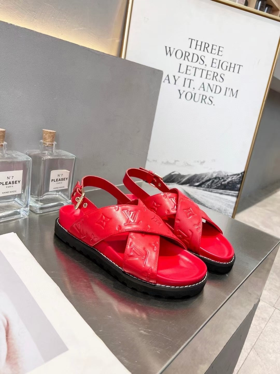 SE1074 LB Sandals /  Size5-11
