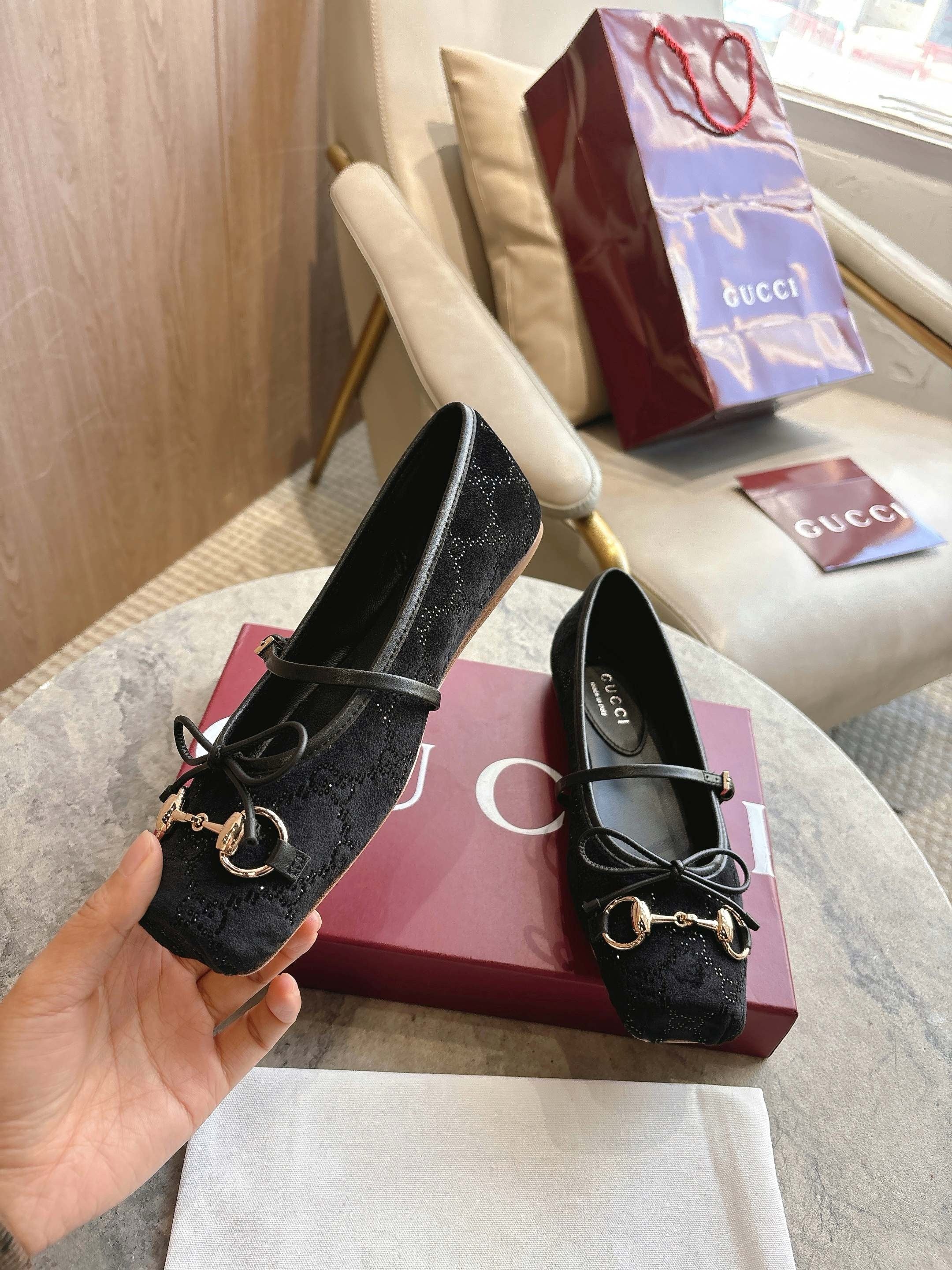 SE1740 Women's Gucci Horsebit Ballet Flat / Size5-11