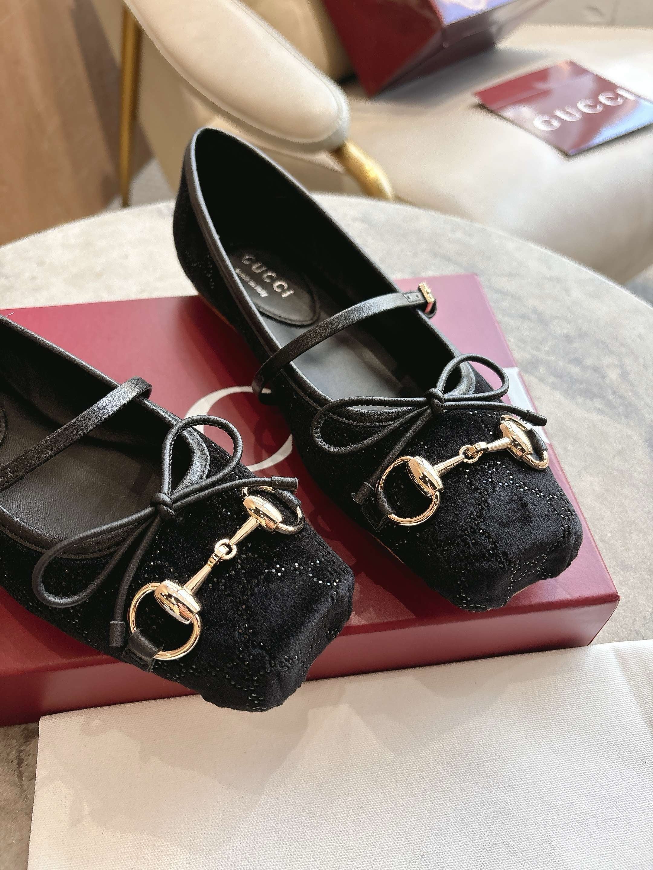 SE1739 Women's Gucci Horsebit Ballet Flat / Size5-11
