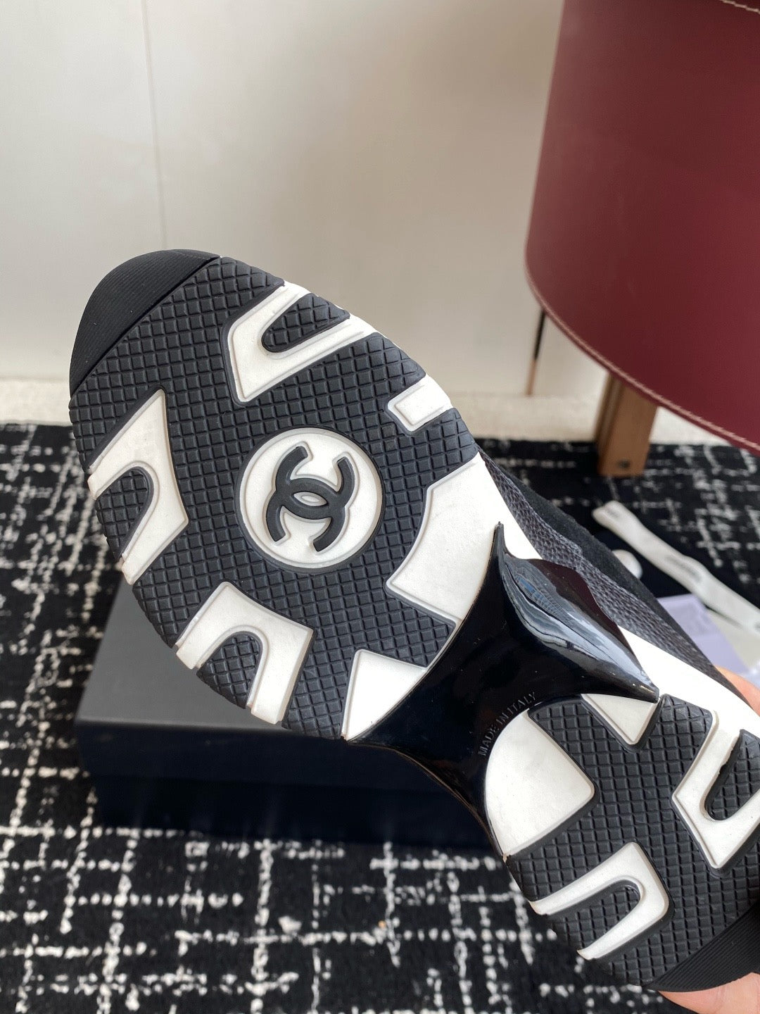 SE1733 Chanel Sneakers / Size5-11