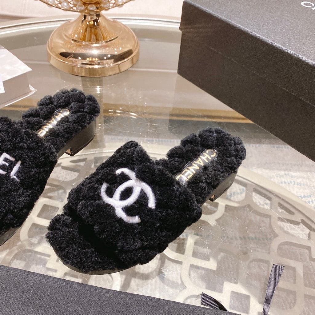SE1241 CC Mules / Size4-10