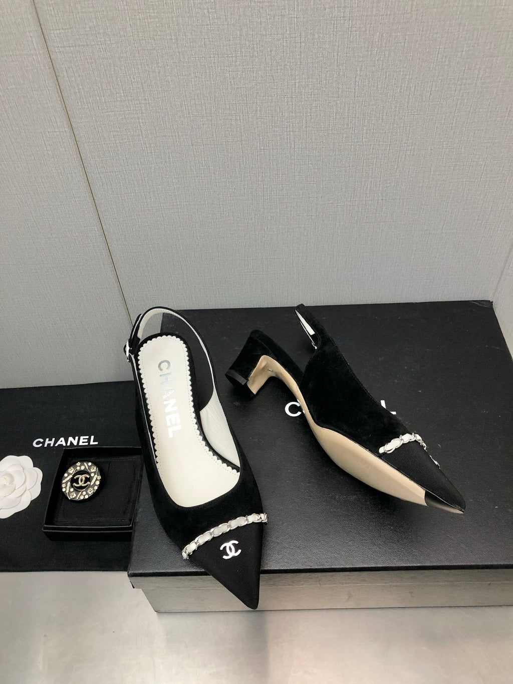 SE1300 CC Slingbacks / Size5-10