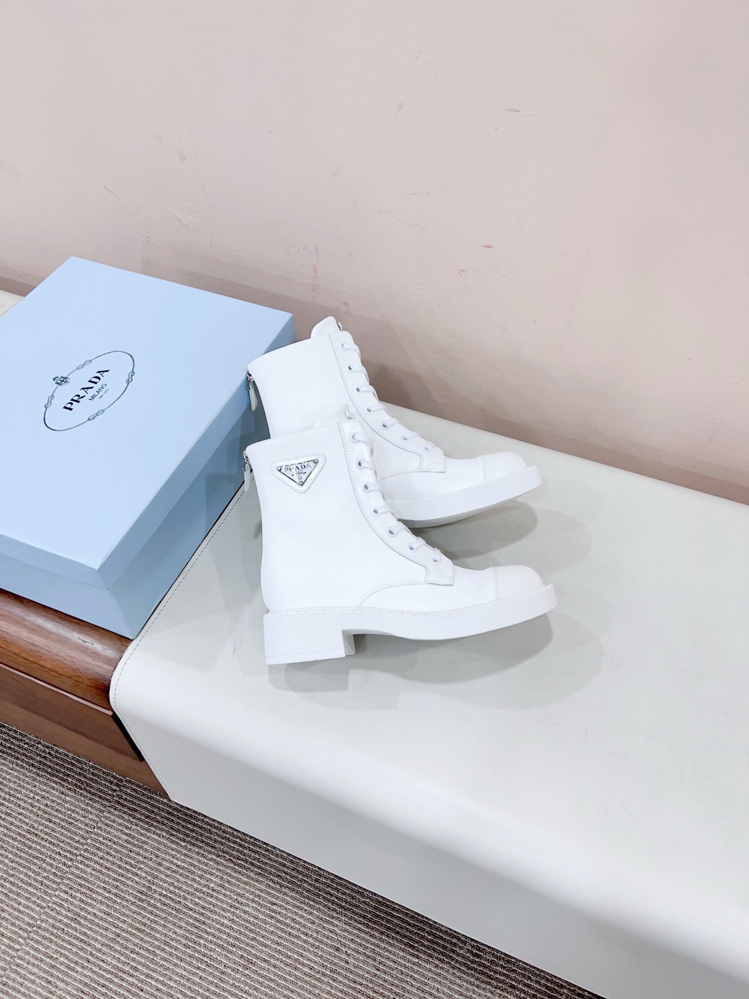 SE1515 Prada Brushed Leather Boots / Size5-10