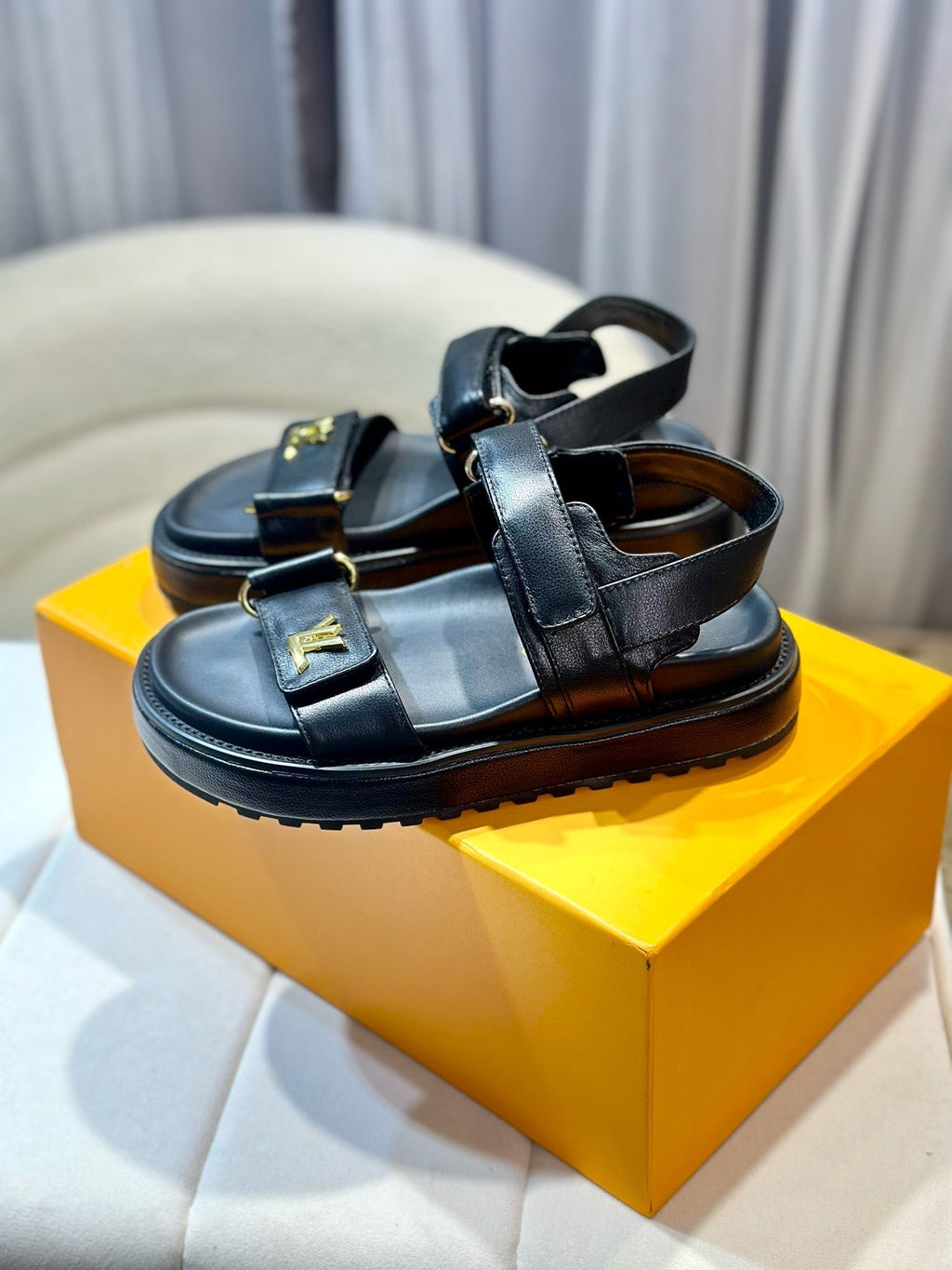 SE1374 LB Sandals / Size5-11