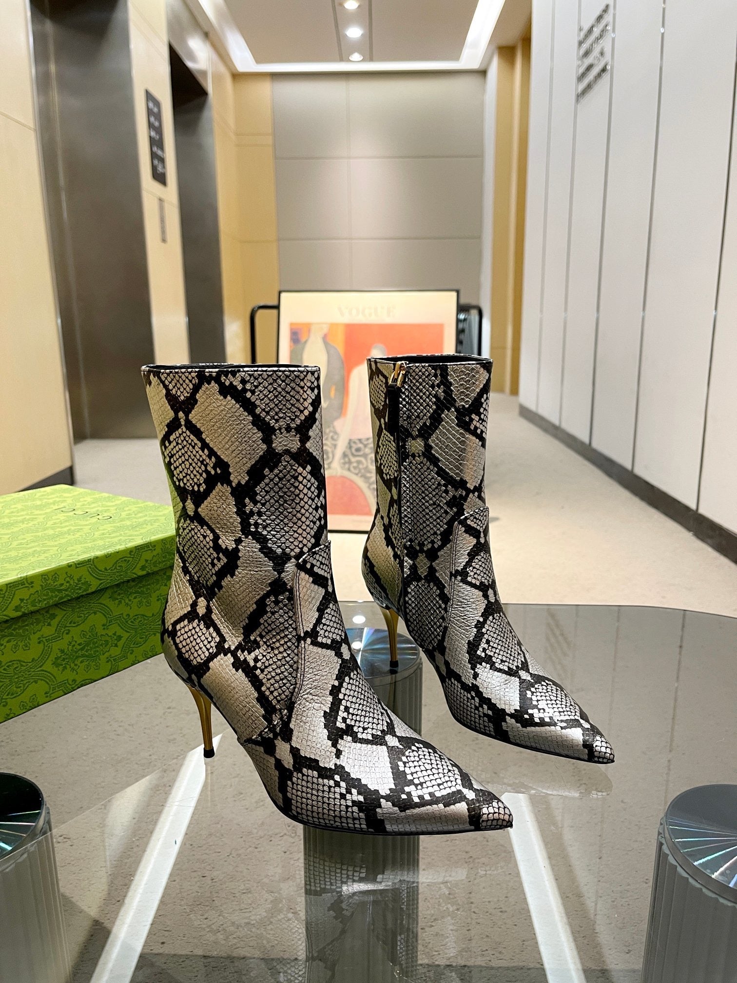 SE1245 GC Women's Ankle Boot / Size5-11