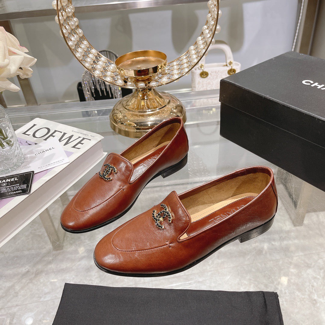SE1249 Moccasins / Size5-10