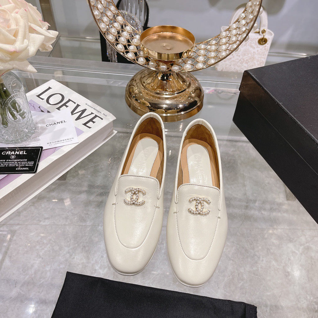 SE1250 Moccasins / Size5-10