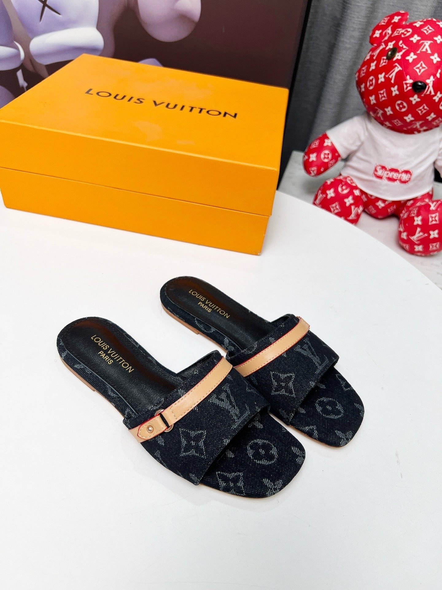 SE1620 6AM Flat Mule / Size5-11