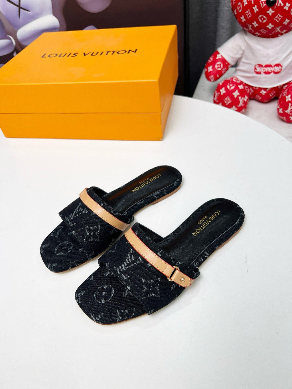 SE1620 6AM Flat Mule / Size5-11