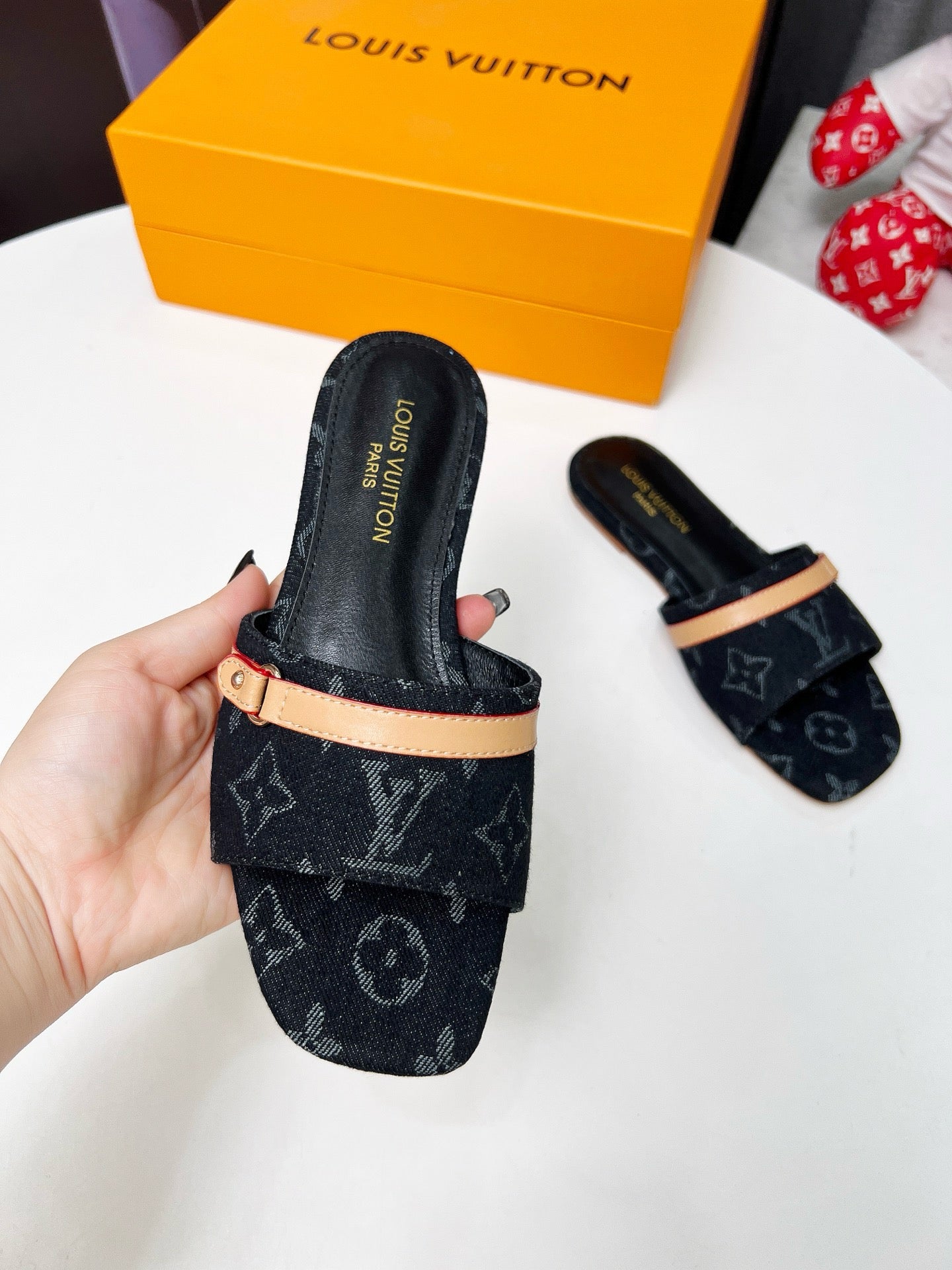 SE1620 6AM Flat Mule / Size5-11