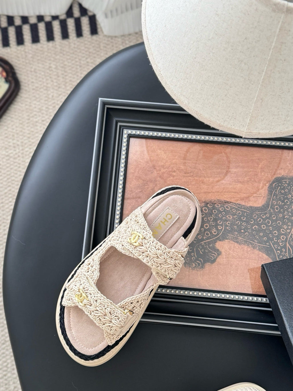 SE1621 Chanel Sandals / Size5-9