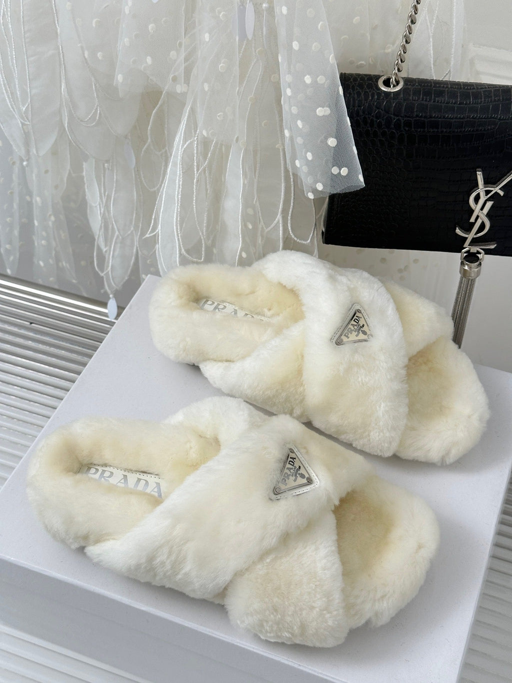 SE1175 PD Shearling Sandals / Size5-9