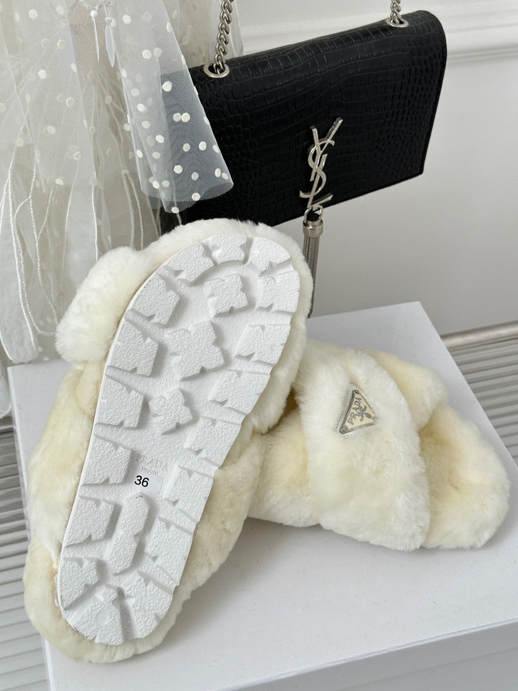 SE1175 PD Shearling Sandals / Size5-9