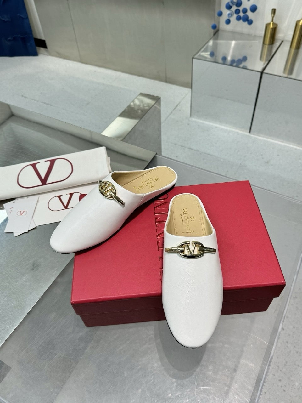 SE1686 Valentino Mules / Size5-11