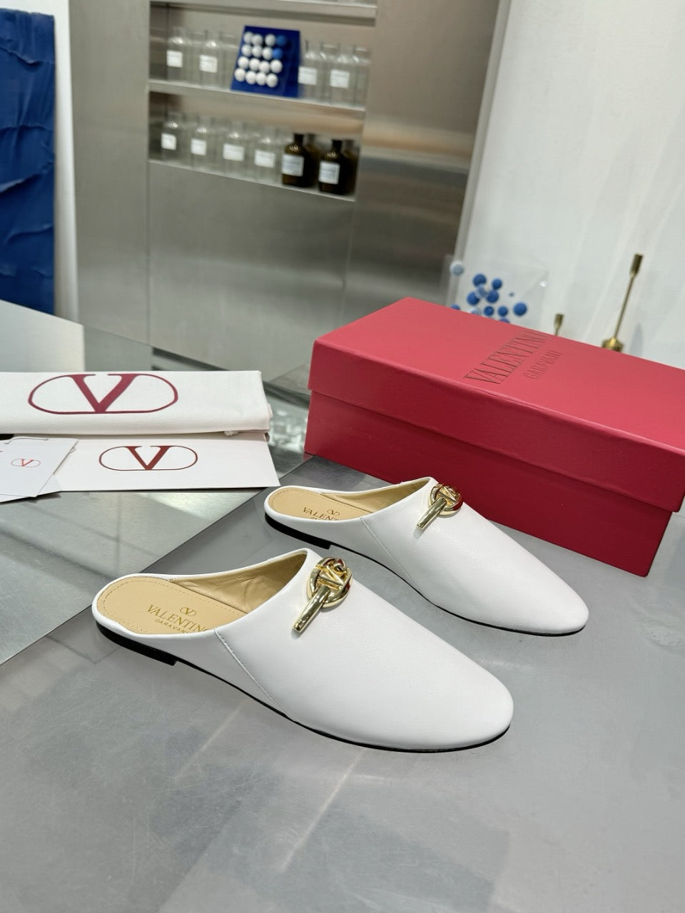 SE1686 Valentino Mules / Size5-11