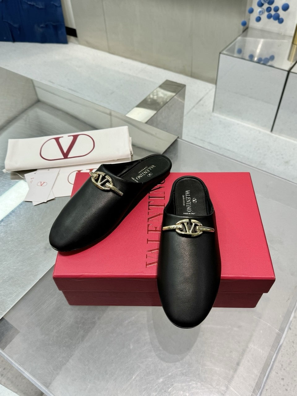 SE1689 Valentino Mules / Size5-11