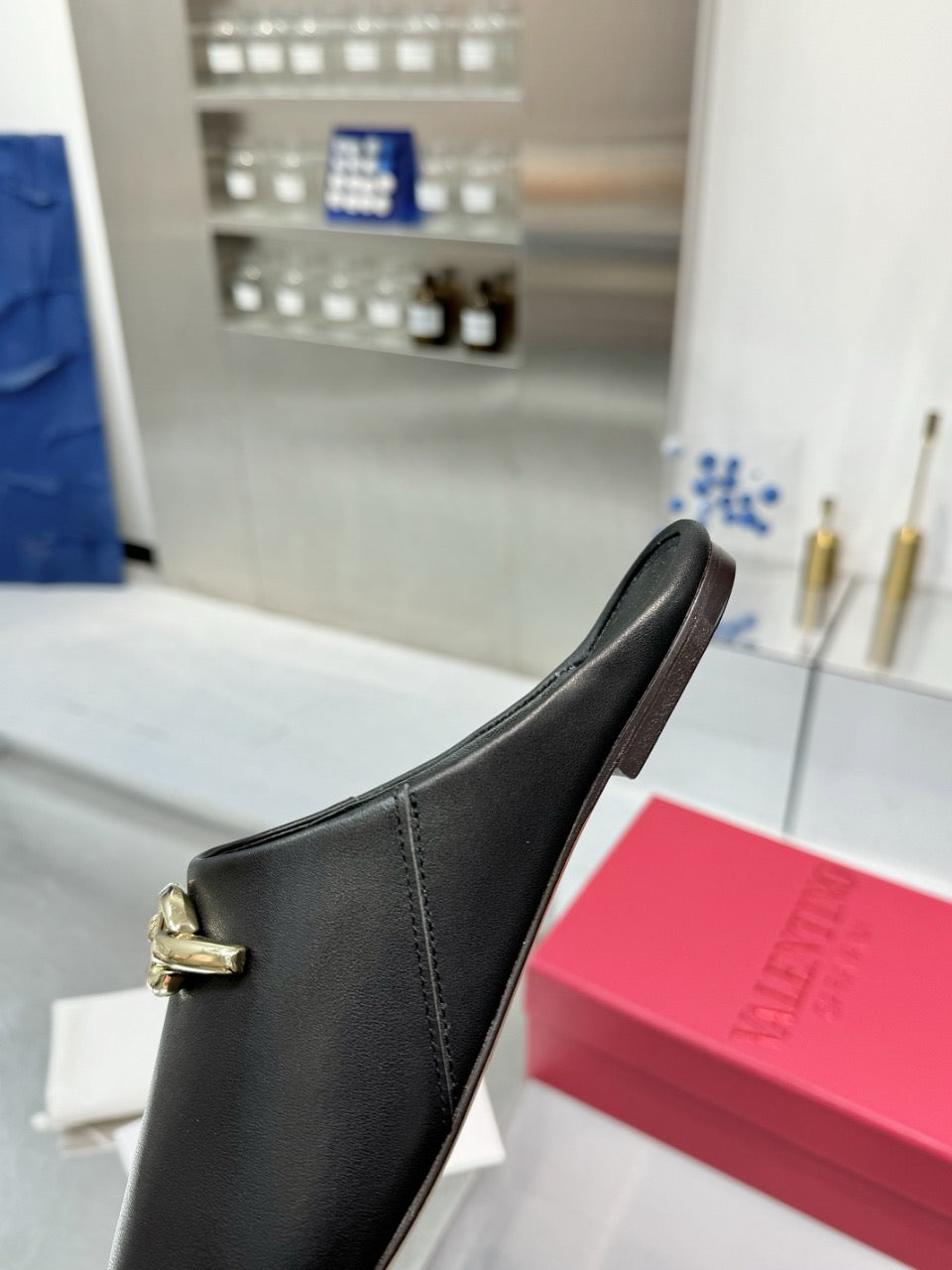 SE1689 Valentino Mules / Size5-11