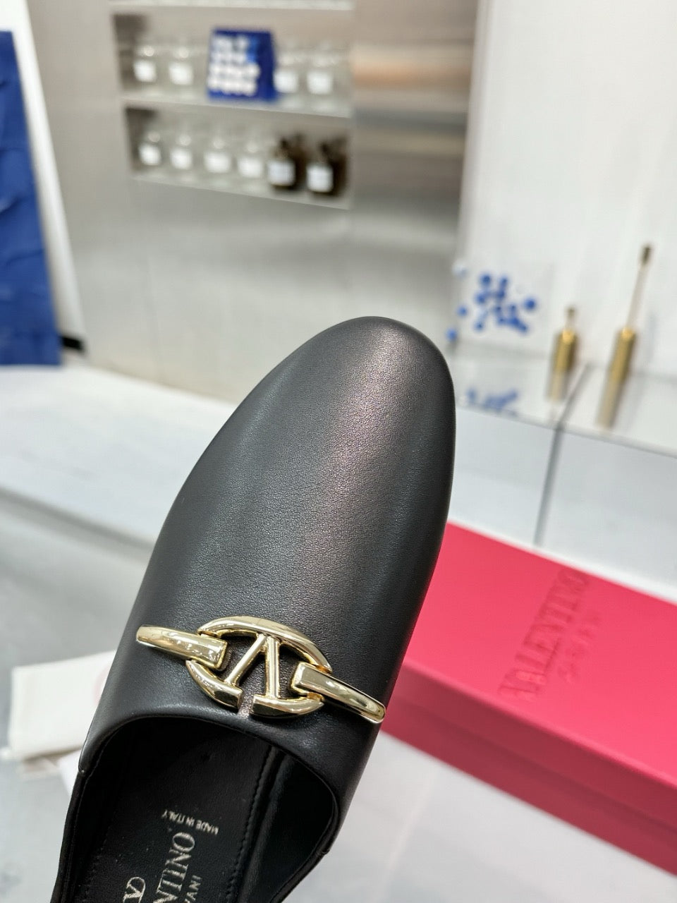 SE1689 Valentino Mules / Size5-11