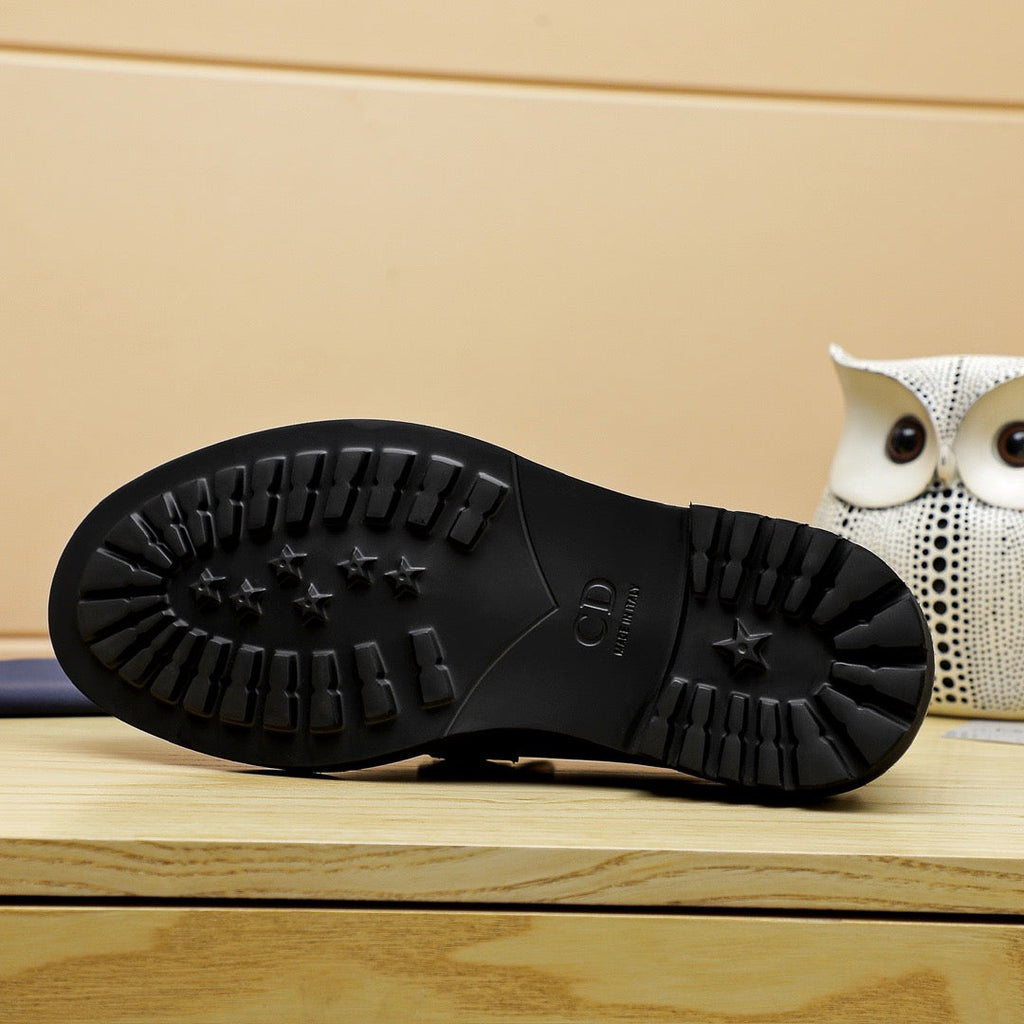 MSE090 Dior Timeless Loafer / Size7-12