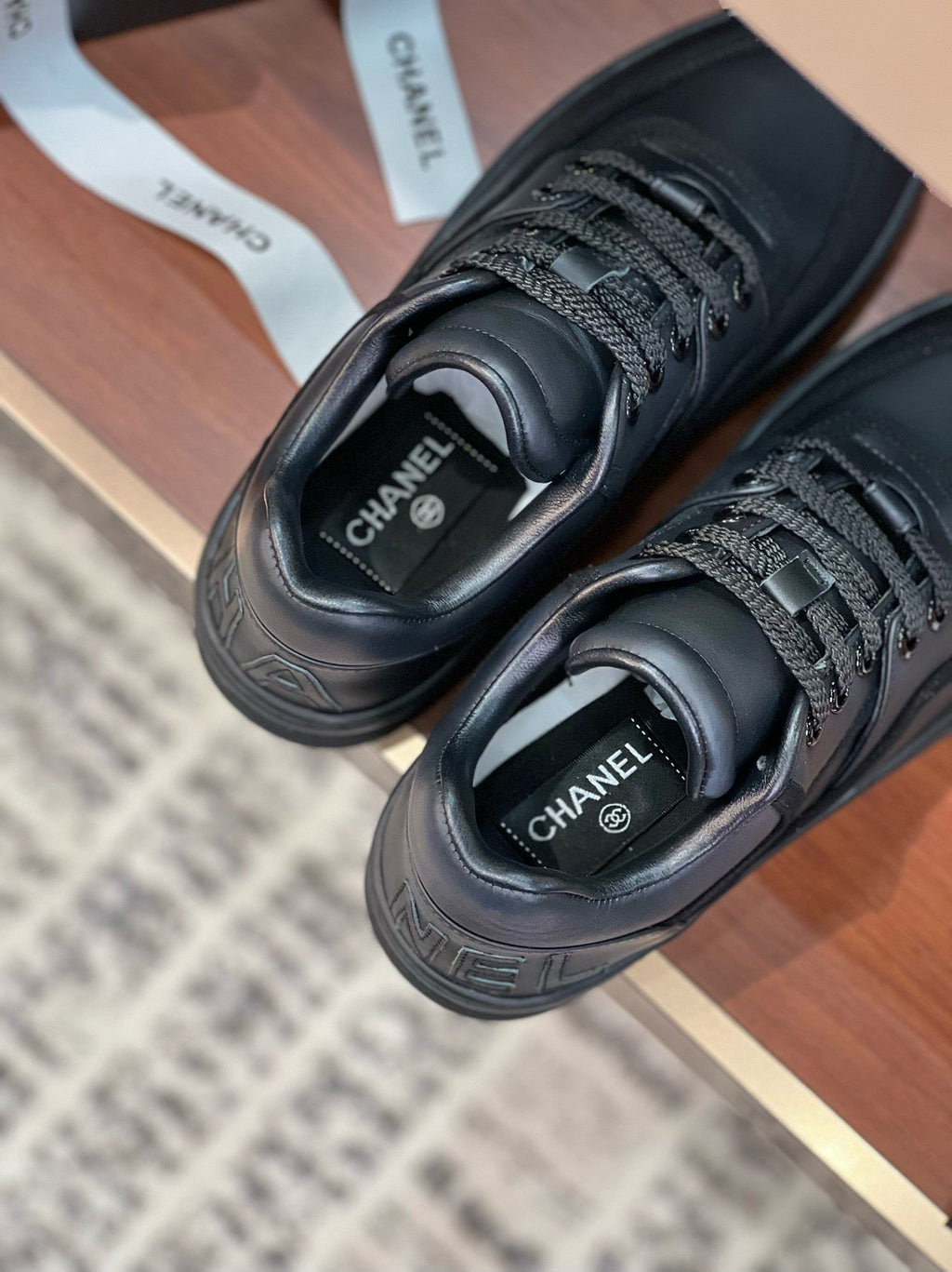 SE1624 Chanel Sneaker / Size5-10