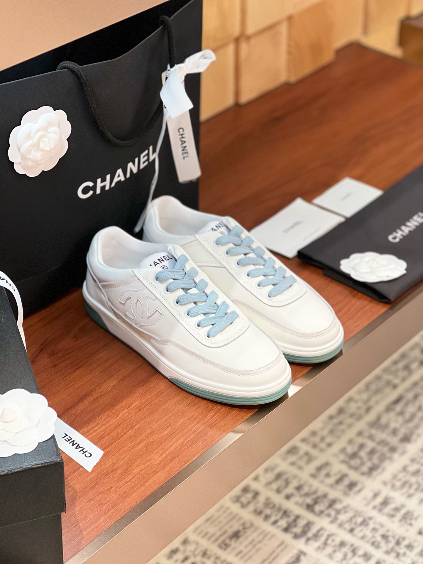 SE1625 Chanel Sneaker / Size5-10