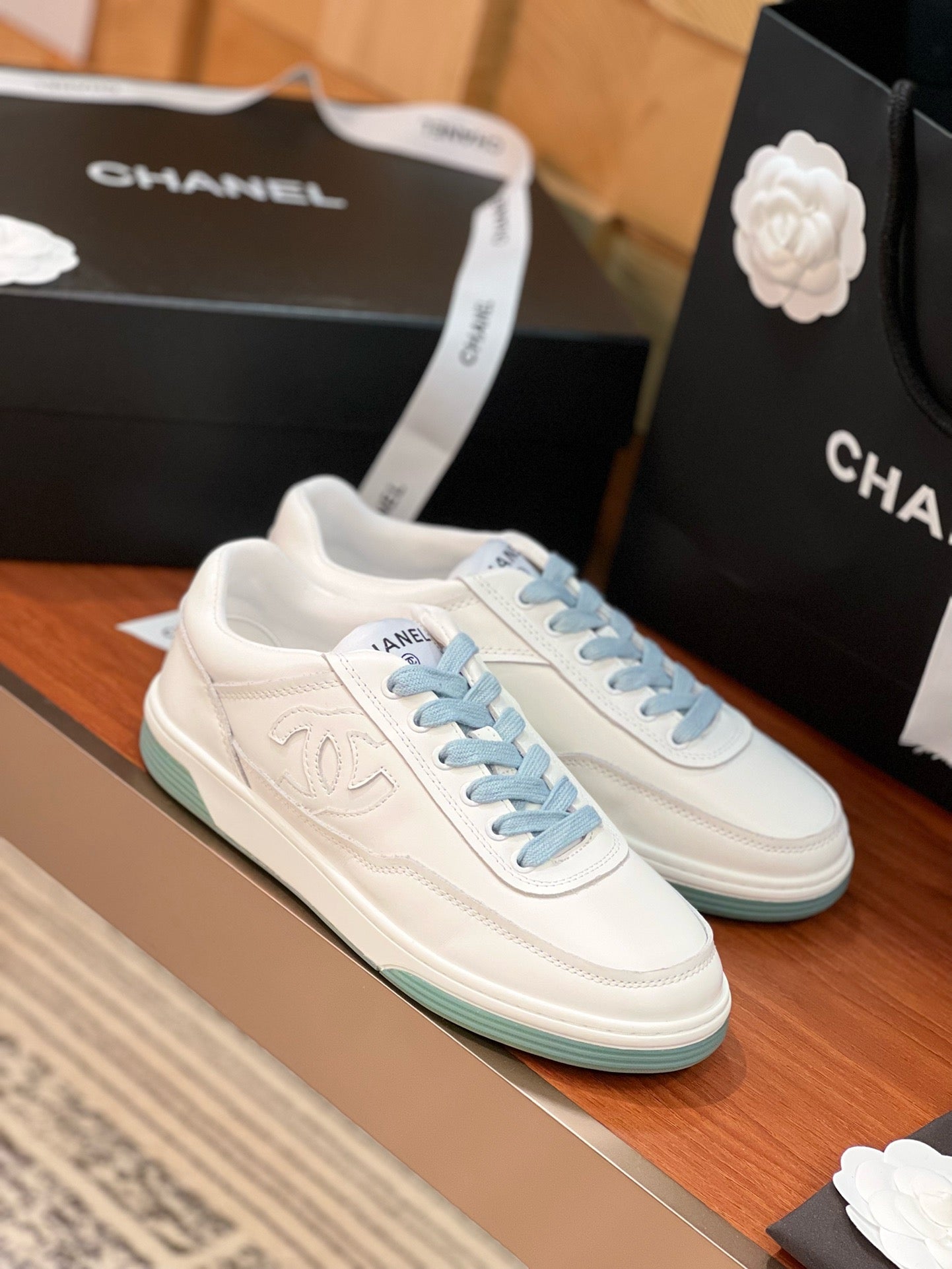 SE1625 Chanel Sneaker / Size5-10