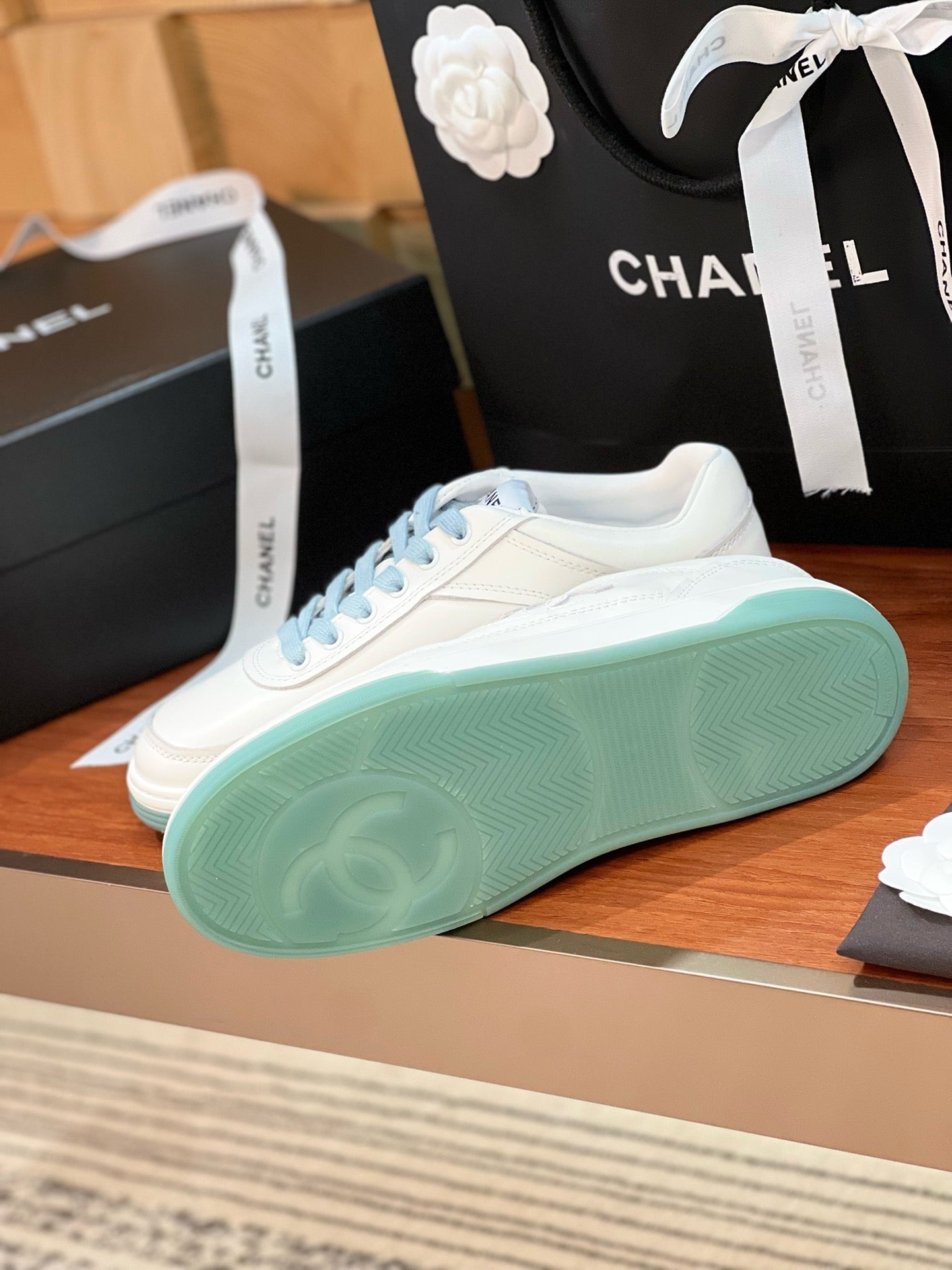 SE1625 Chanel Sneaker / Size5-10
