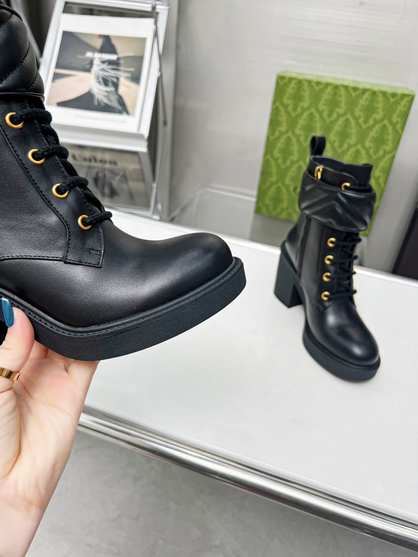 SE1097 GG Women's Ankle Boot with Double G /  Size5-11