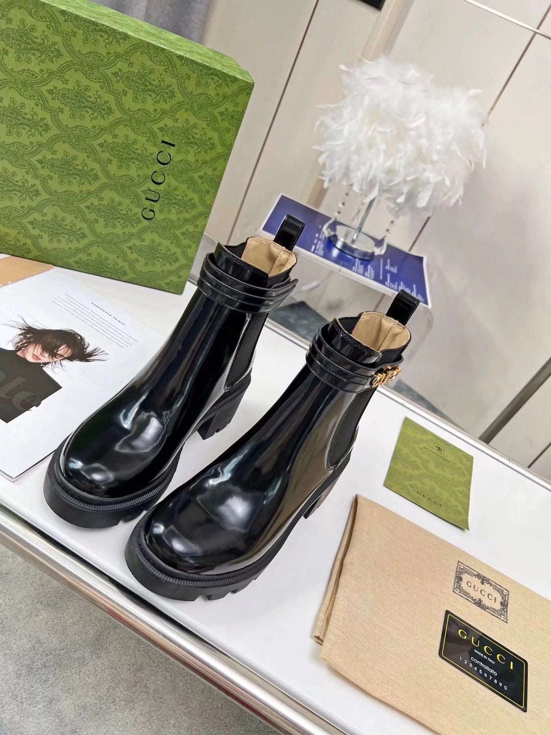 SE1098 GG Women's Ankle Boot with Logo /  Size5-11