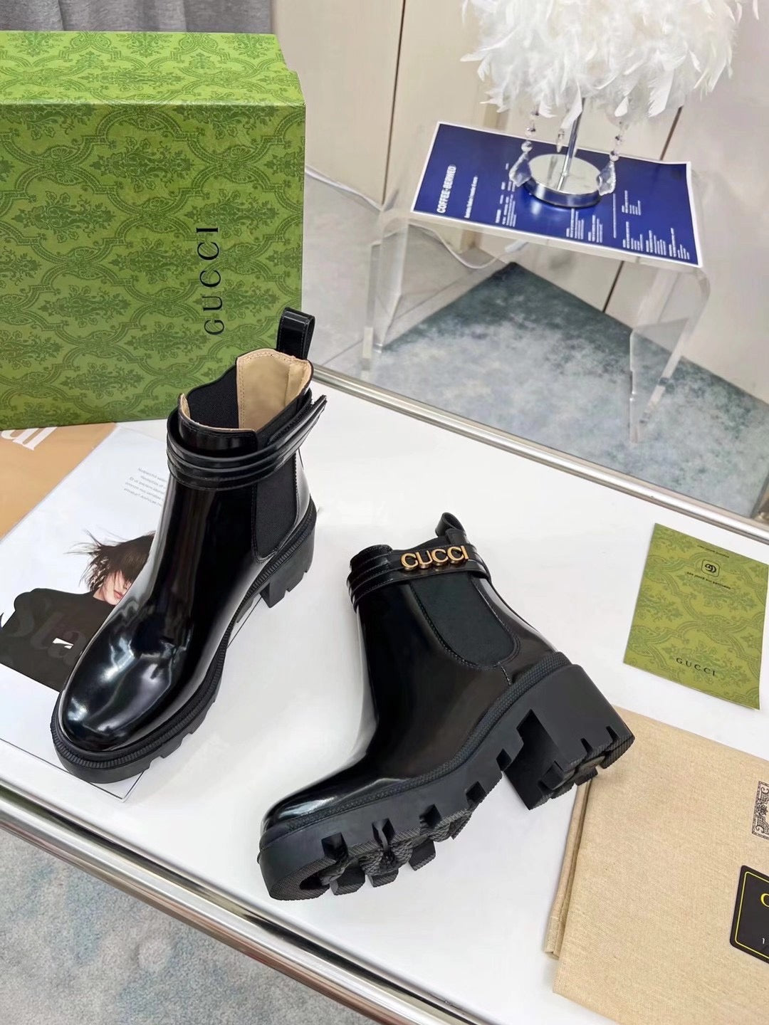 SE1098 GG Women's Ankle Boot with Logo /  Size5-11