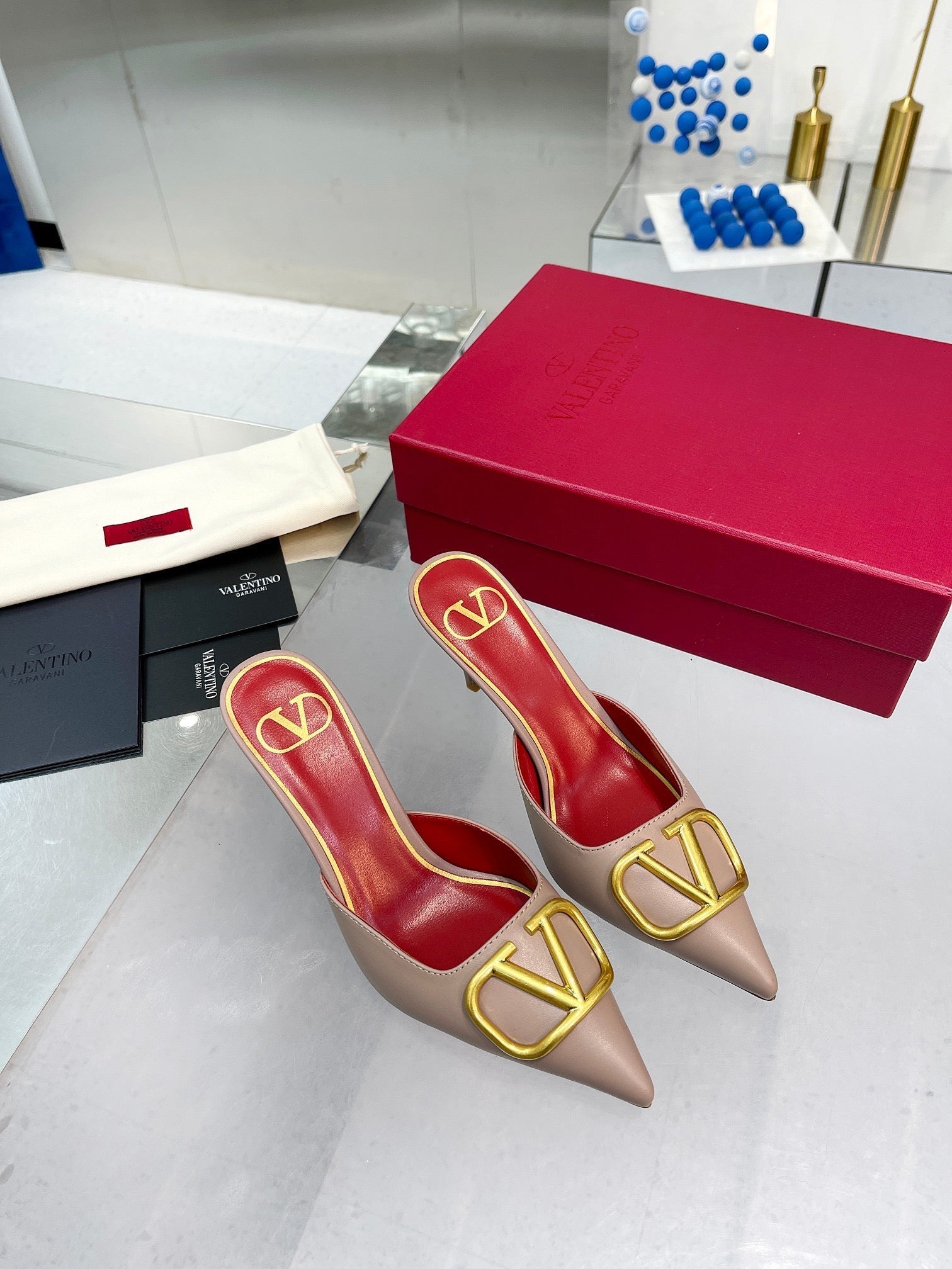 SE1102 VLOGO PUMPS 75MM /  Size5-10